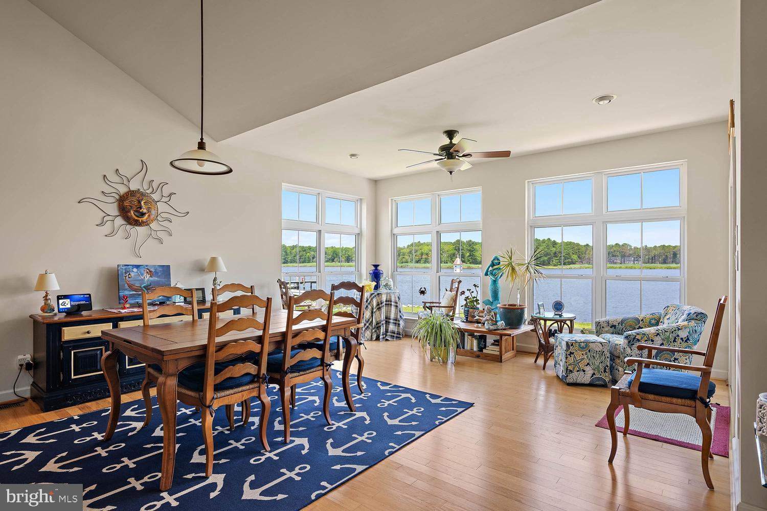 SWANN COVE - Residential