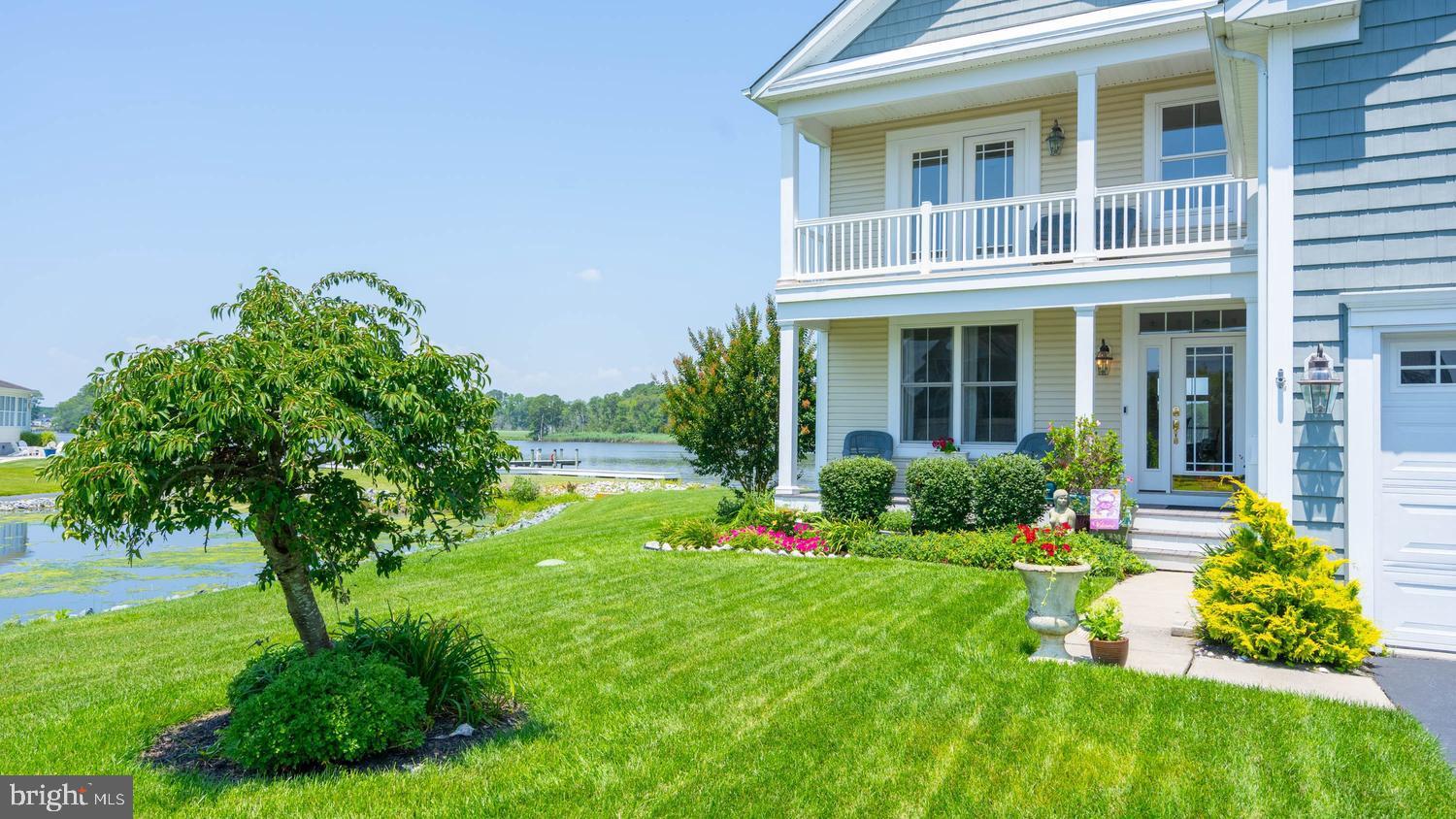 SWANN COVE - Residential