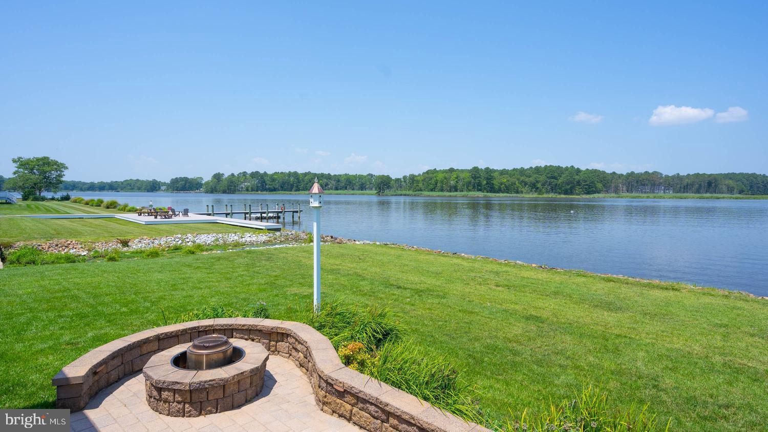 SWANN COVE - Residential