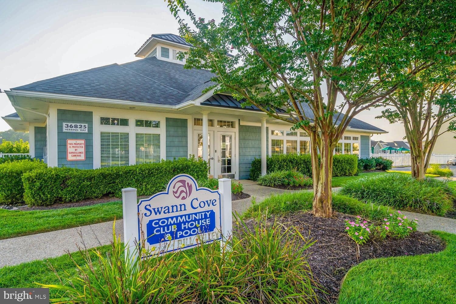 SWANN COVE - Residential