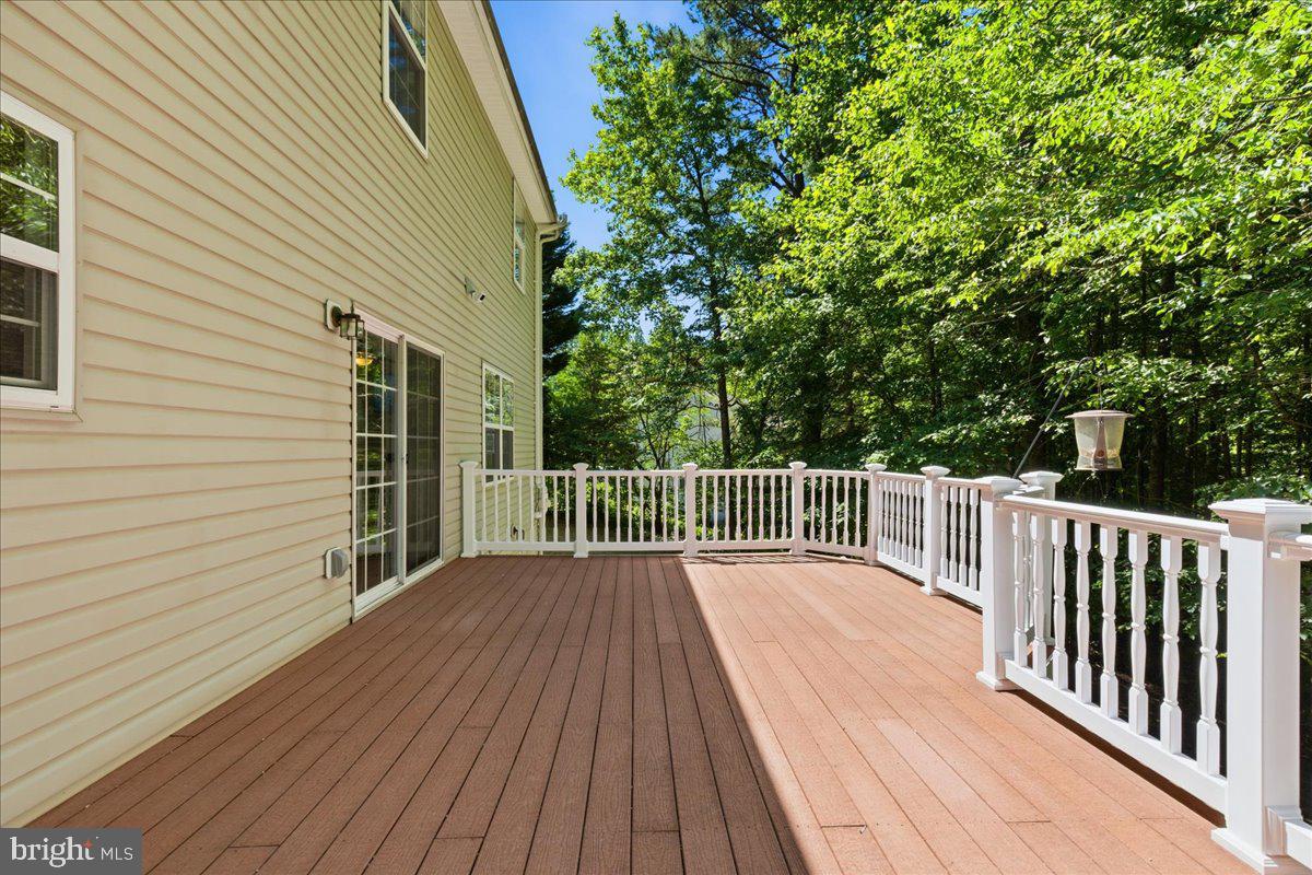 HUNTING CREEK KNOLLS - Residential