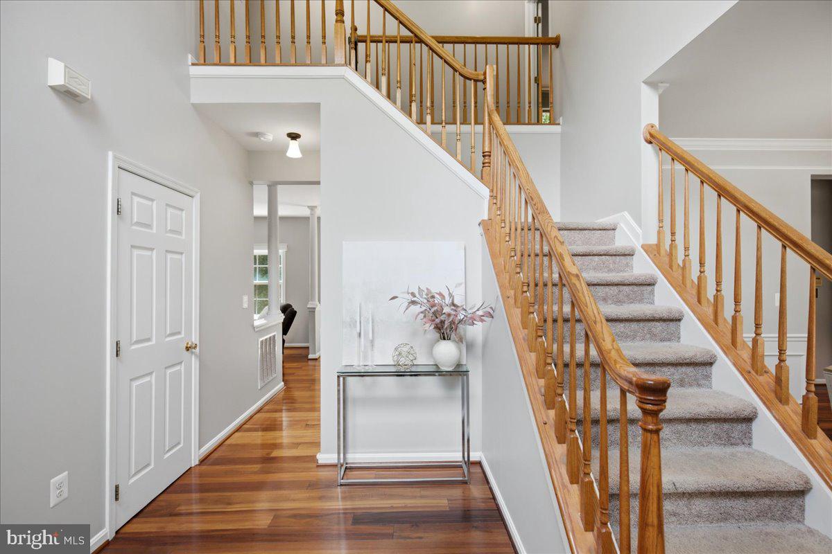 HUNTING CREEK KNOLLS - Residential