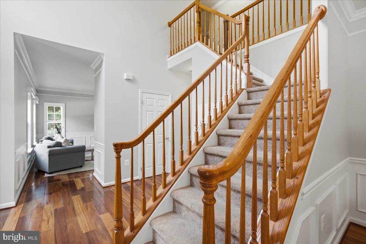 HUNTING CREEK KNOLLS - Residential