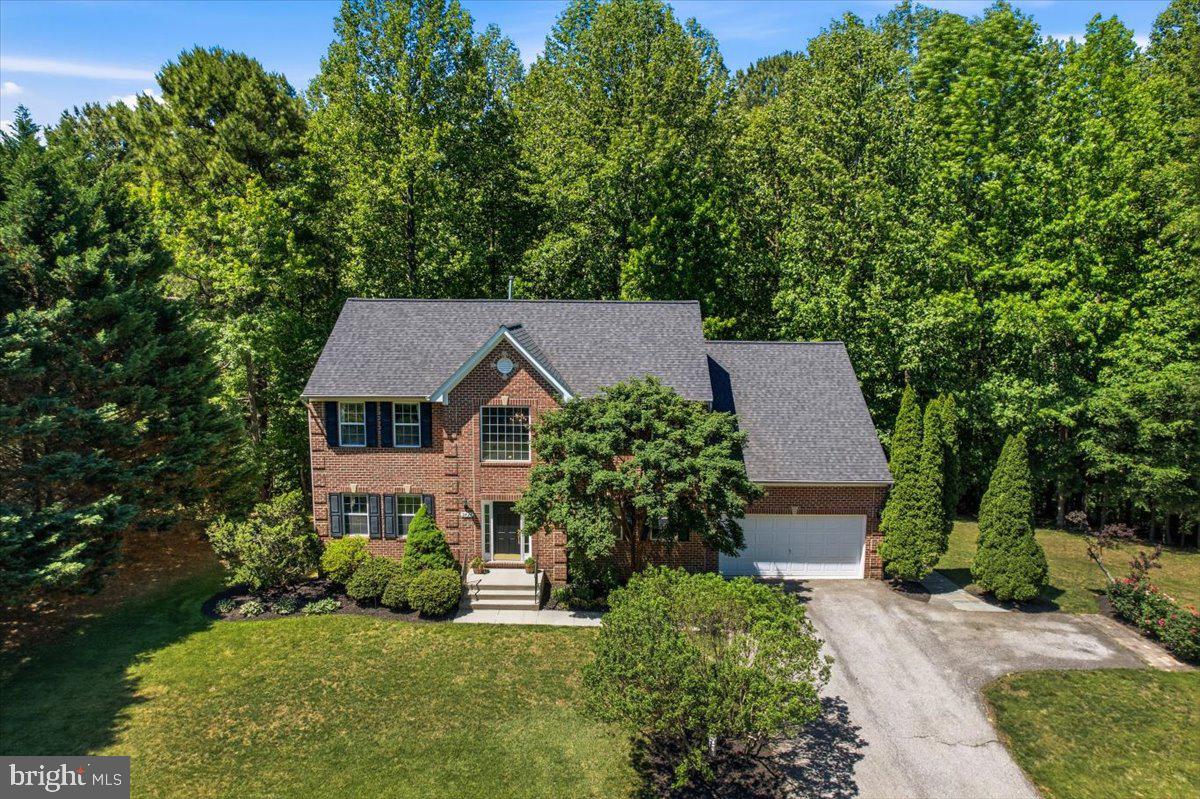 HUNTING CREEK KNOLLS - Residential