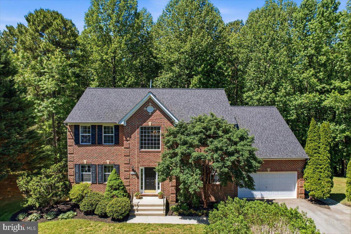 HUNTING CREEK KNOLLS - Residential