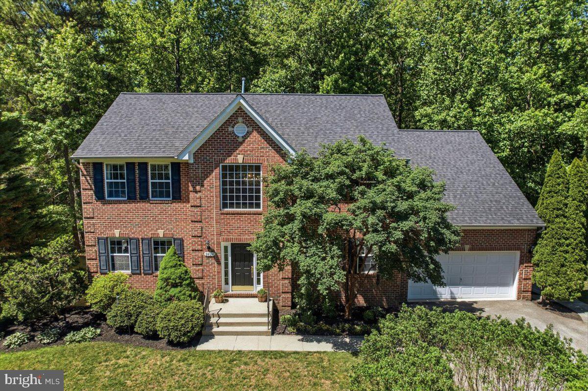 HUNTING CREEK KNOLLS - Residential