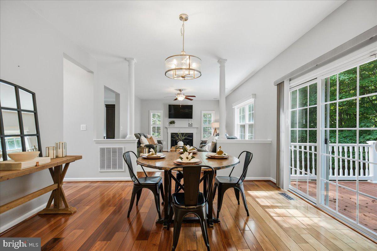 HUNTING CREEK KNOLLS - Residential