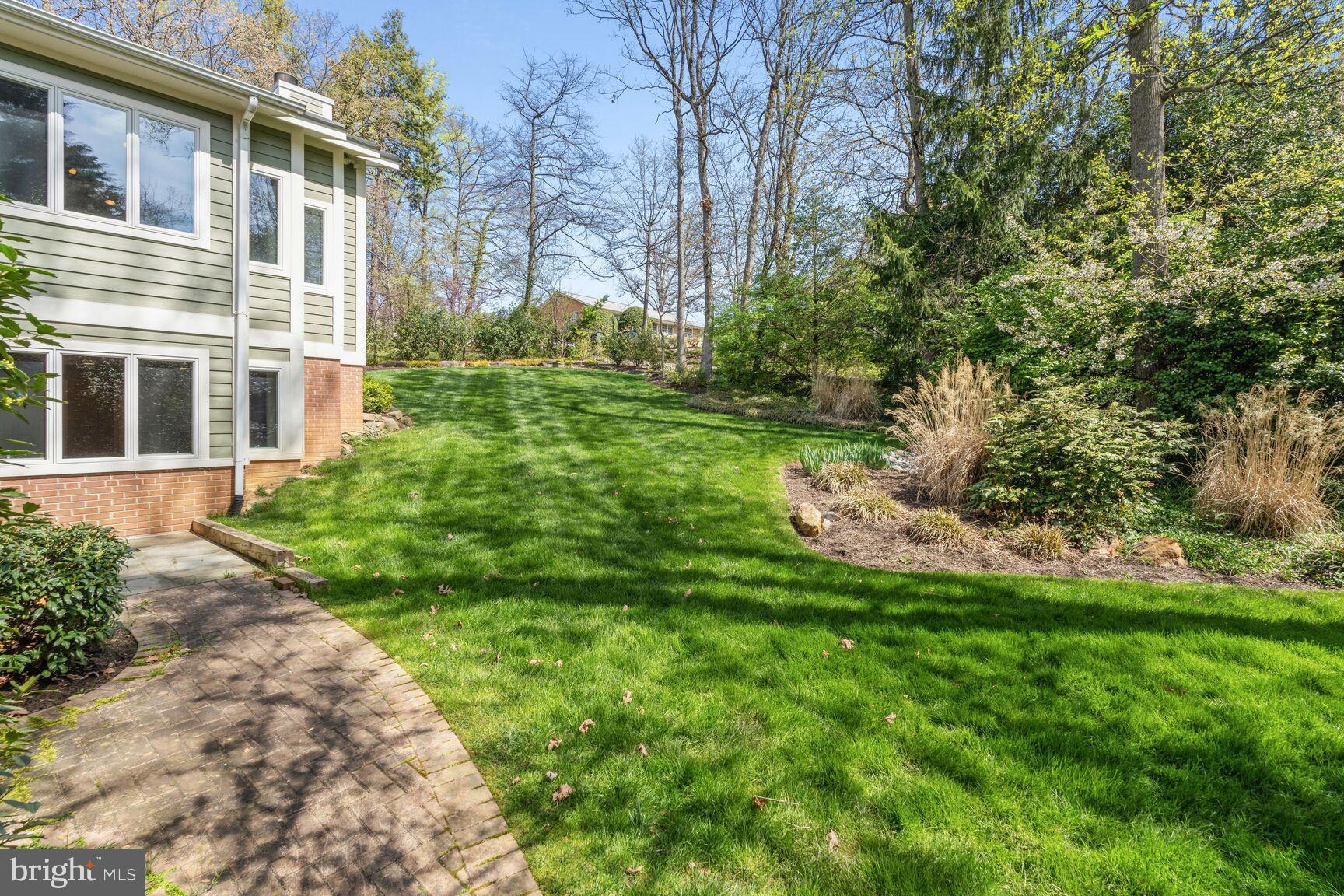 SHIRLEY WOODS - Residential