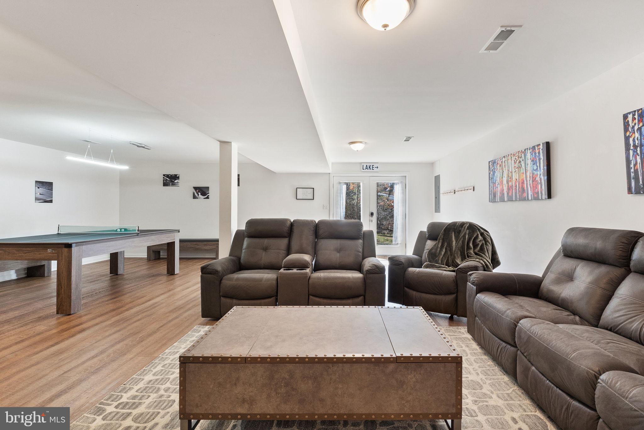 SHANNONDALE - Residential