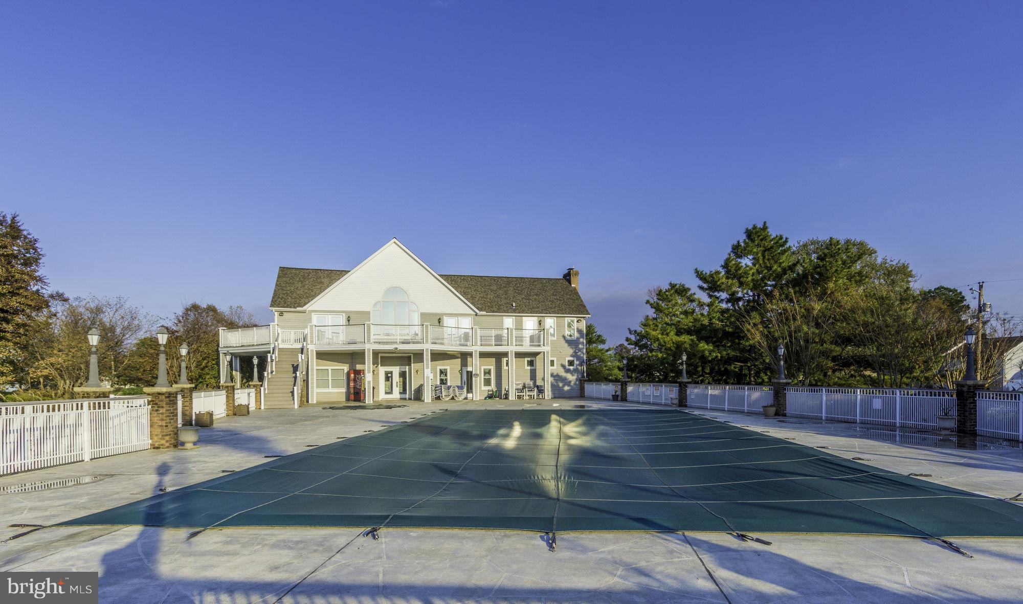 BAYSIDE MARINA - Residential Lease