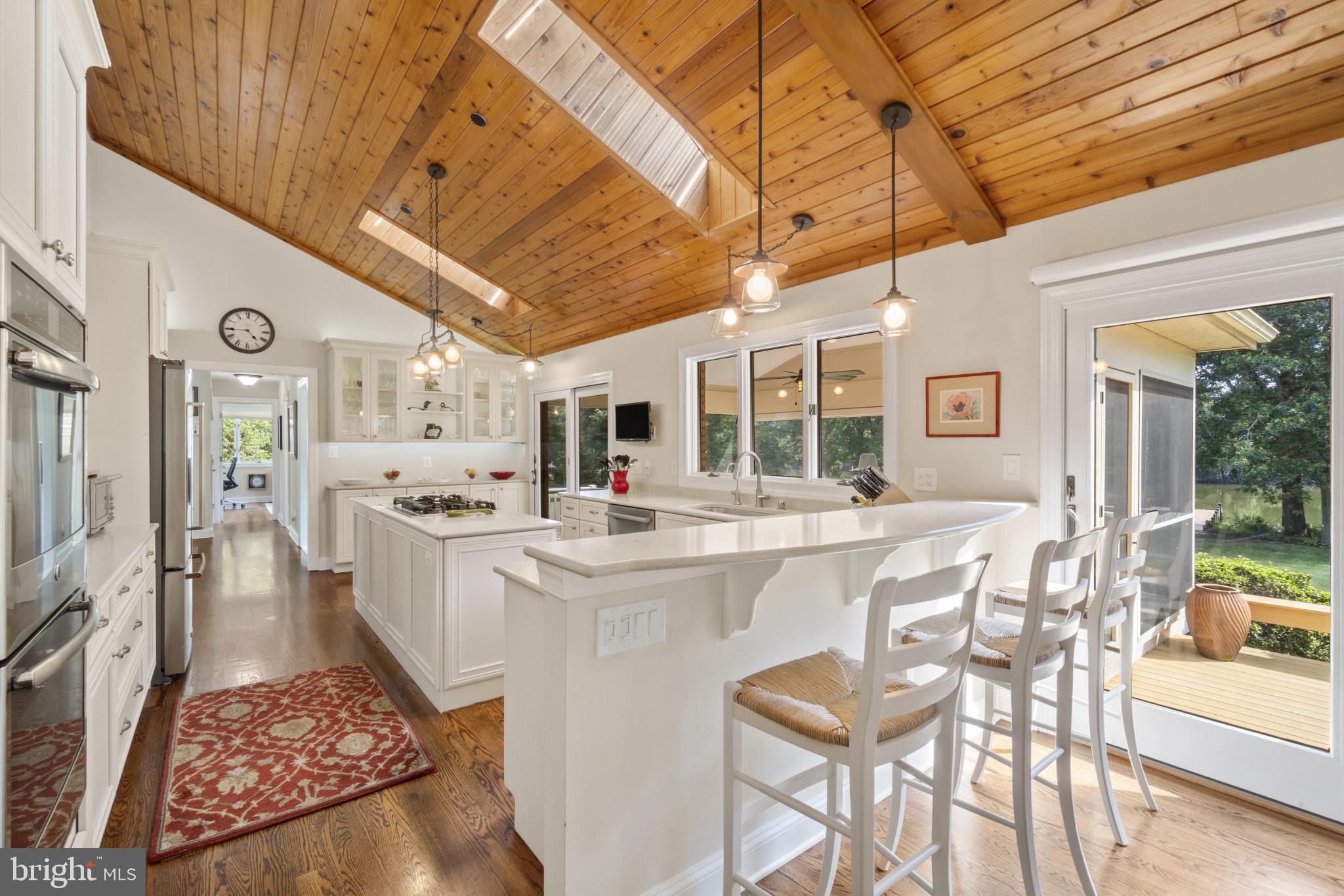 GOVERNOR GRASON MANOR - Residential
