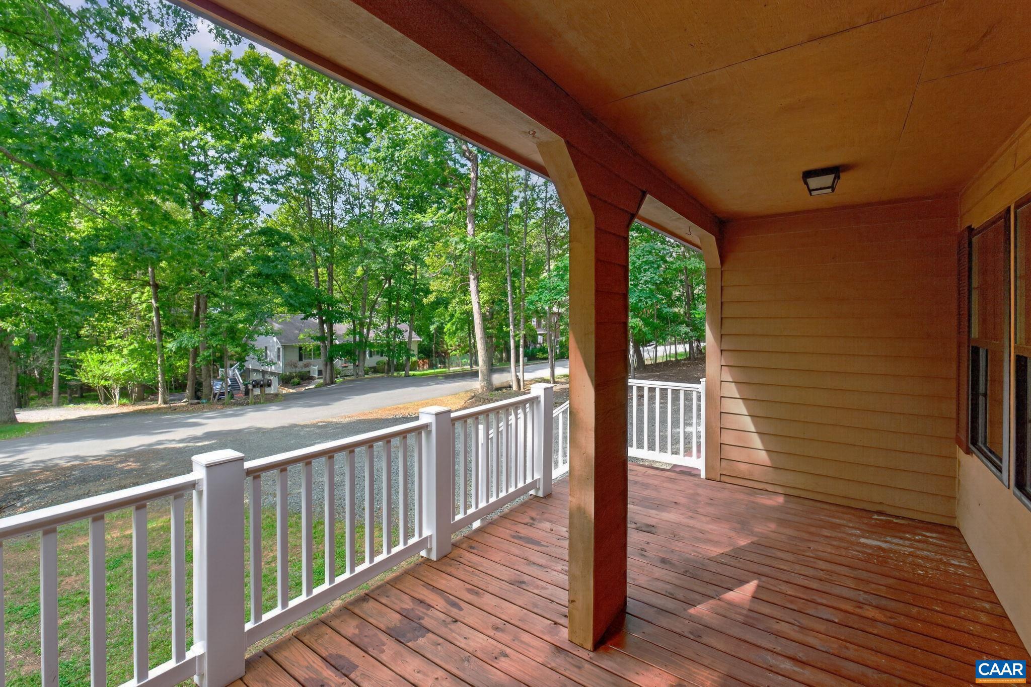 LAKE MONTICELLO - Residential