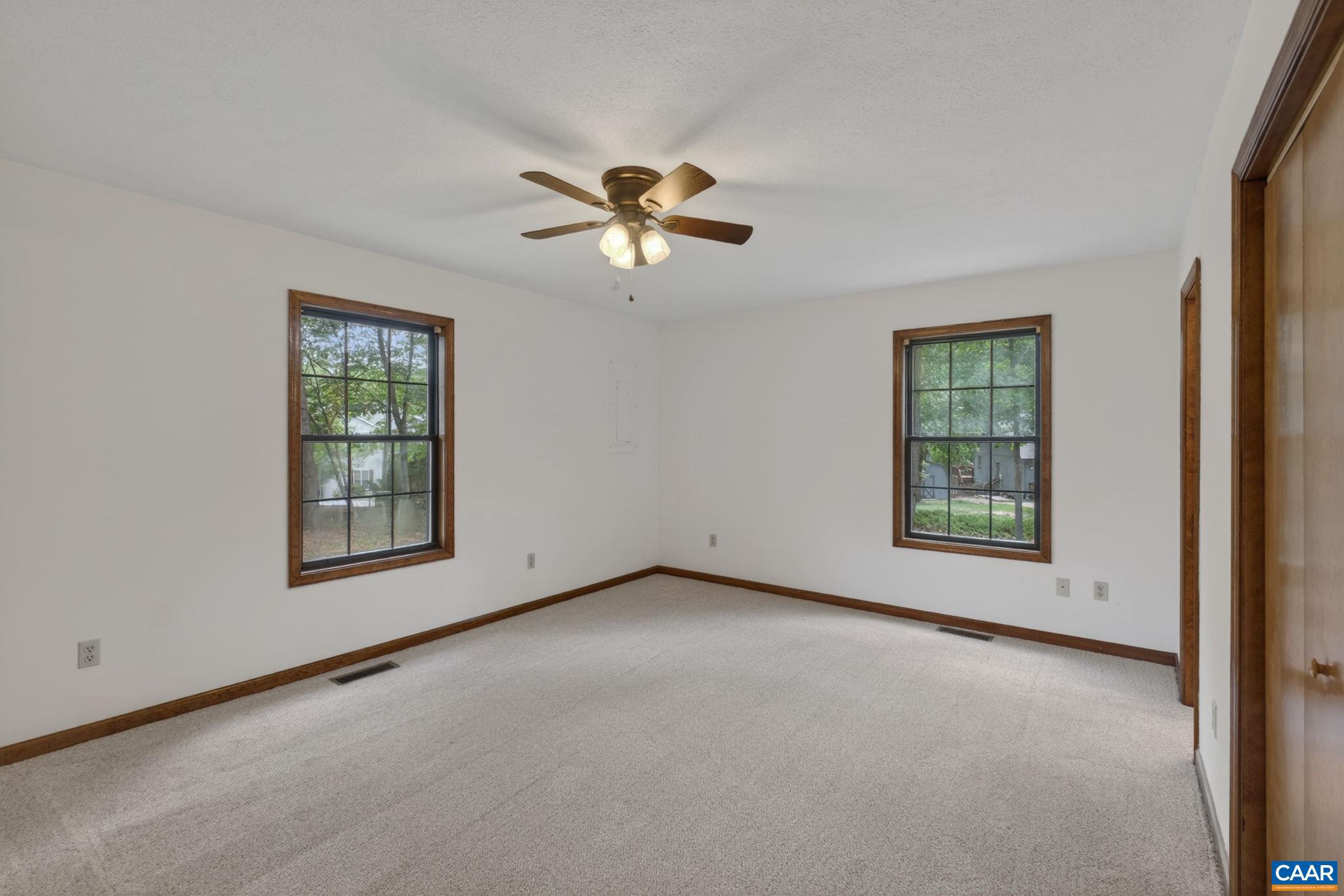 LAKE MONTICELLO - Residential
