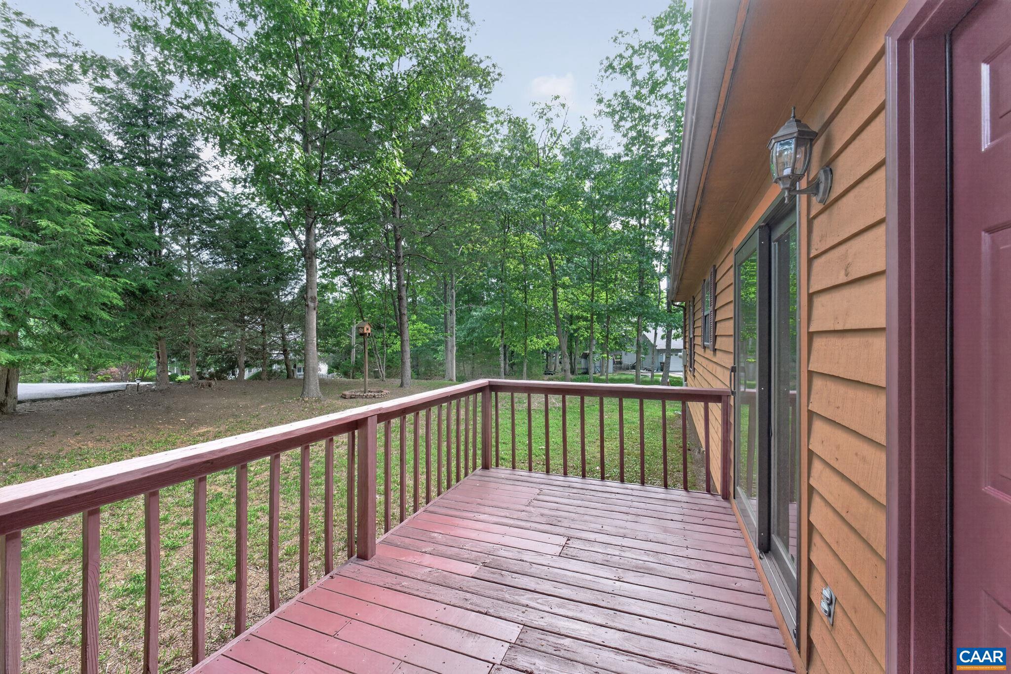 LAKE MONTICELLO - Residential