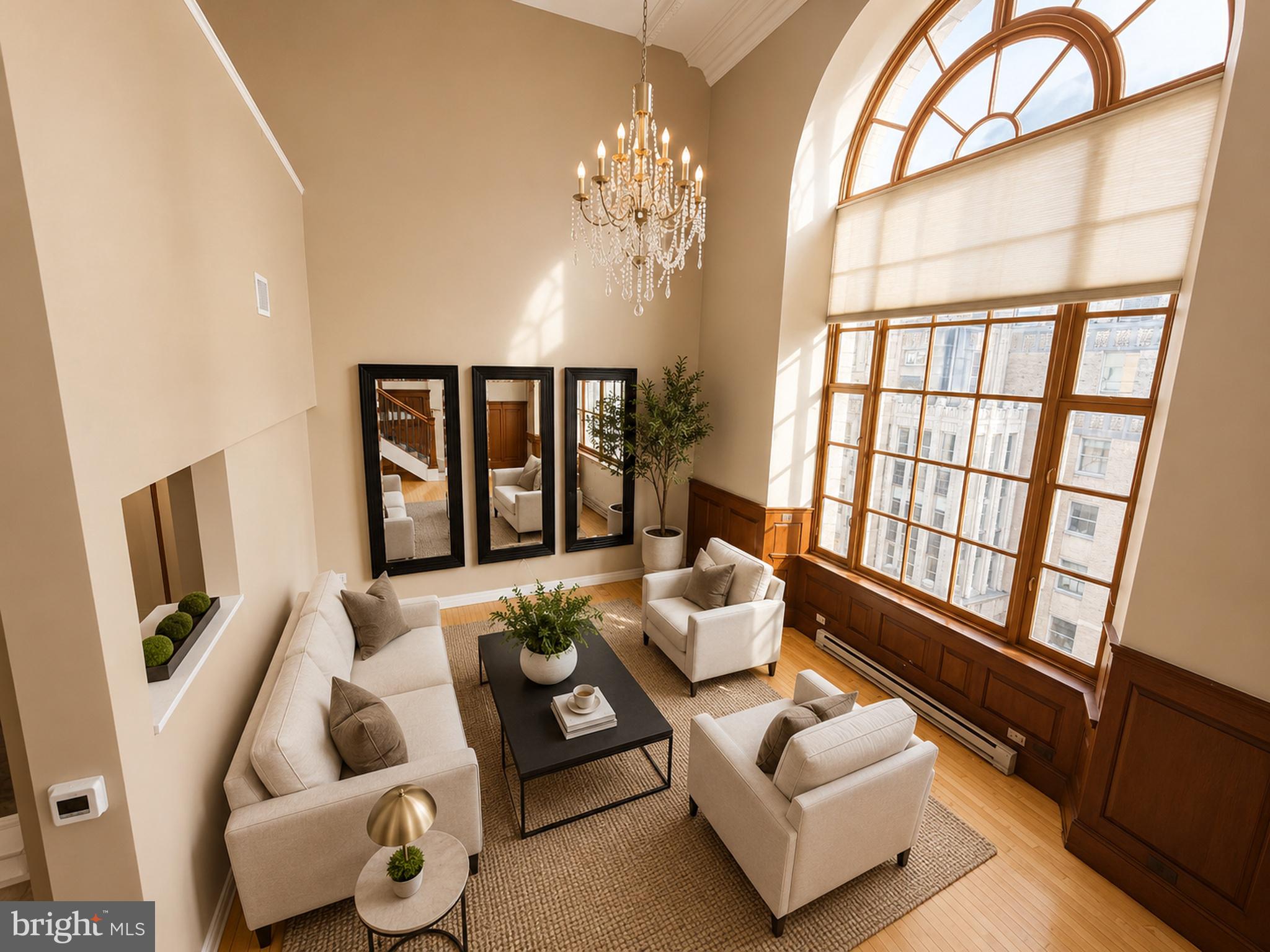 LOGAN SQUARE - Residential