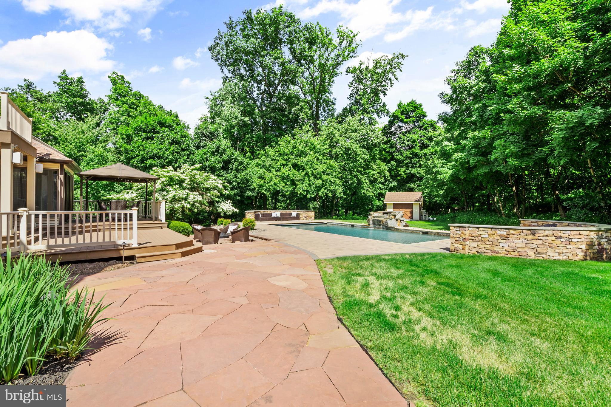 DEERFIELD - Residential