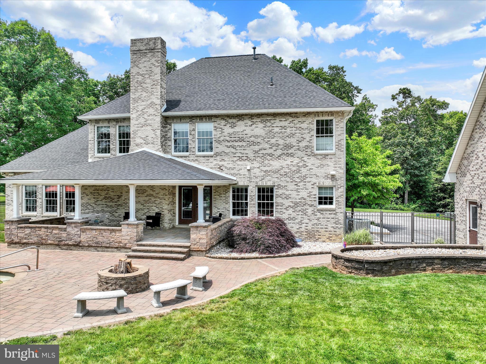 NORTH CODORUS TWP - Residential