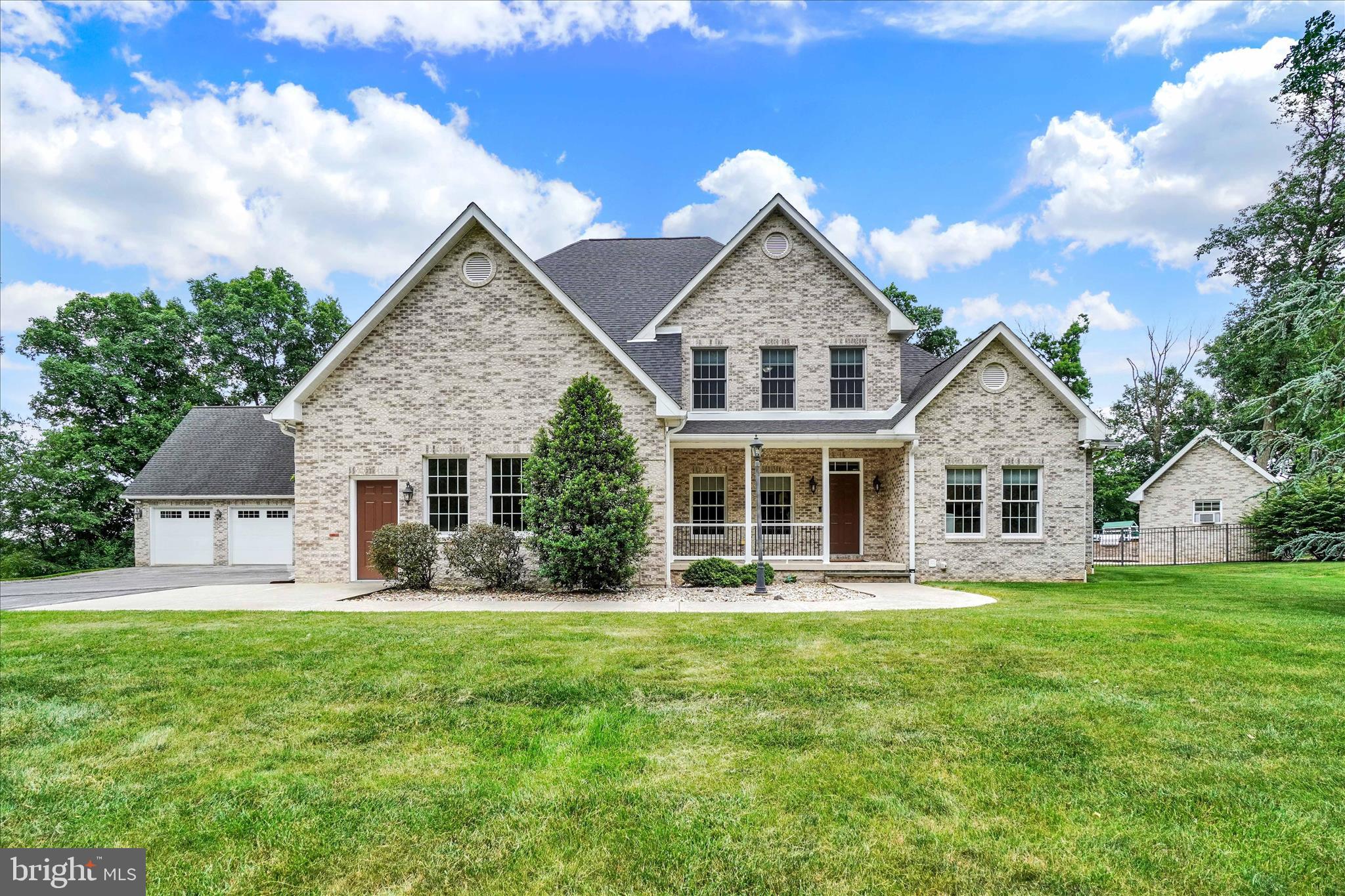 NORTH CODORUS TWP - Residential