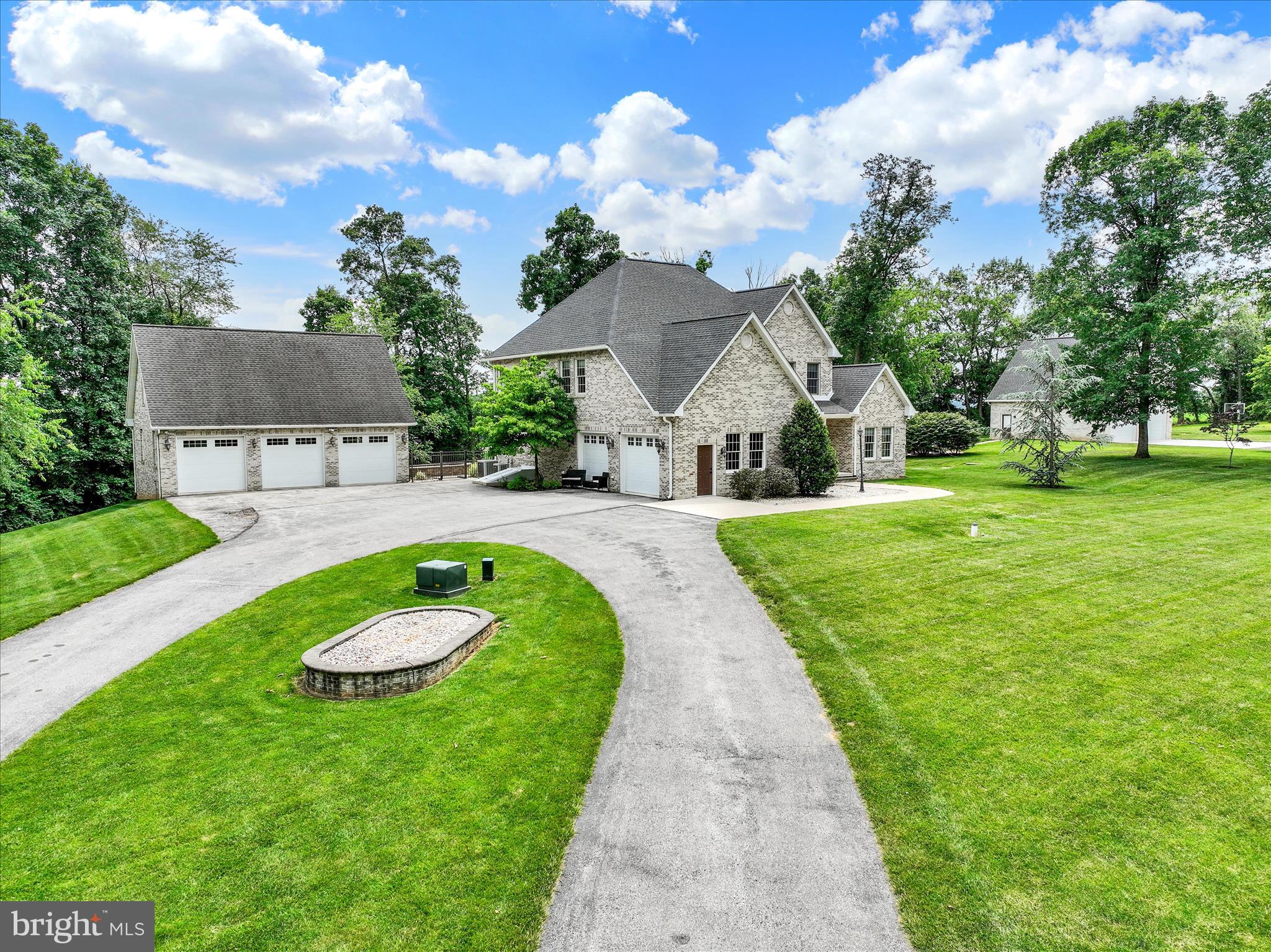 NORTH CODORUS TWP - Residential