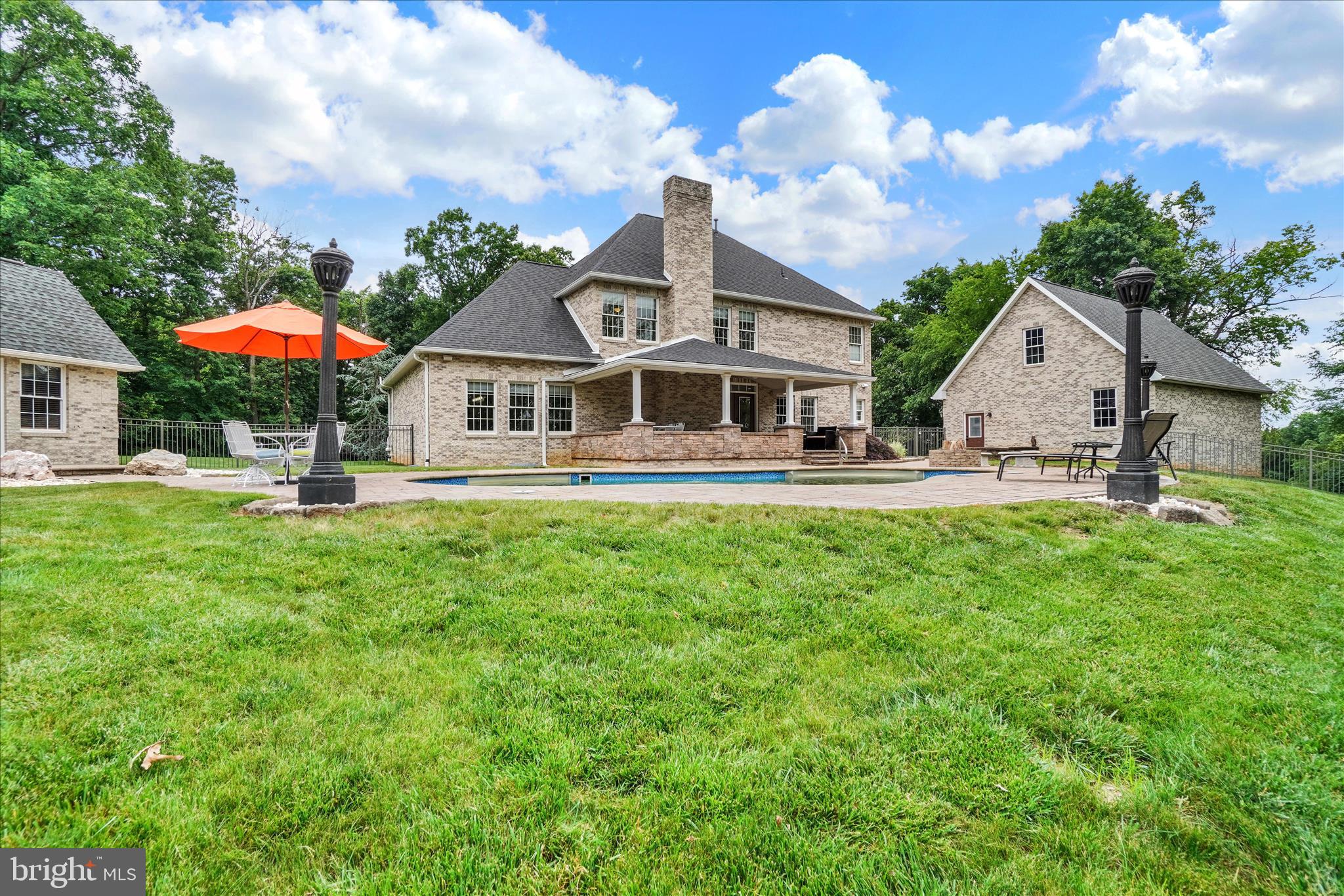 NORTH CODORUS TWP - Residential