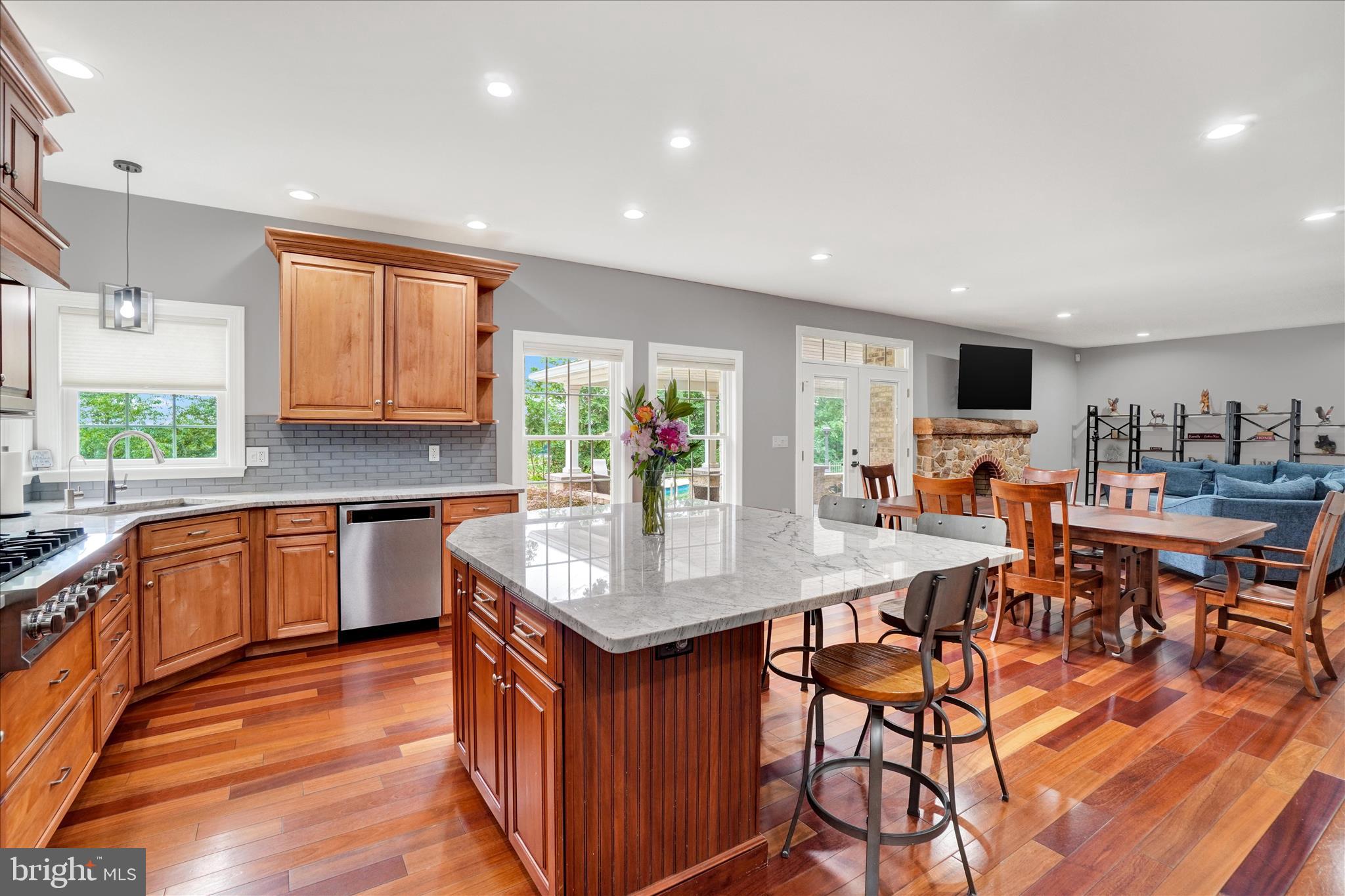 NORTH CODORUS TWP - Residential