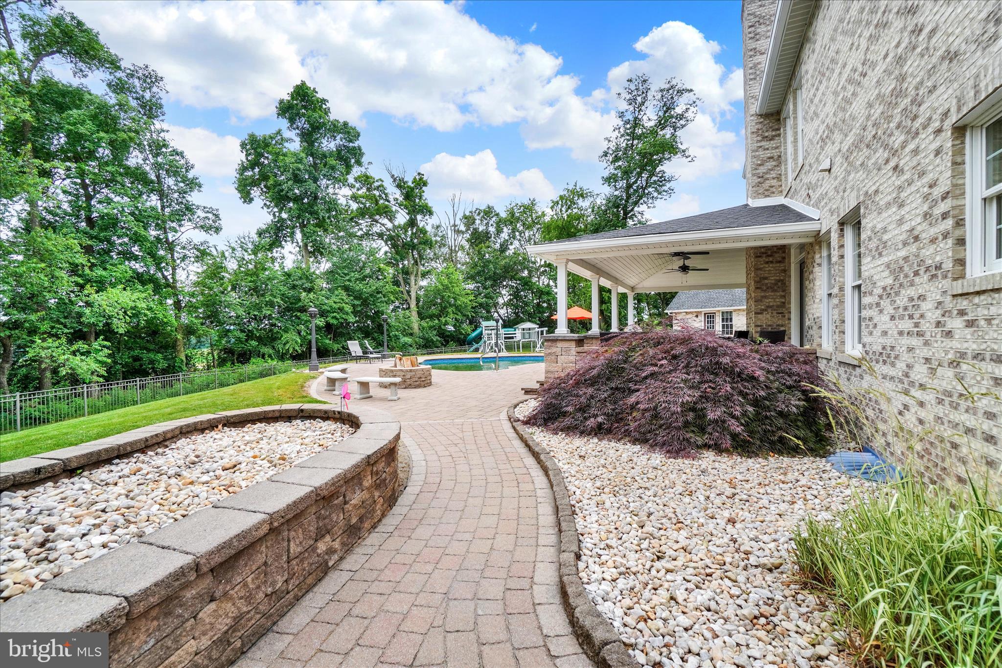 NORTH CODORUS TWP - Residential