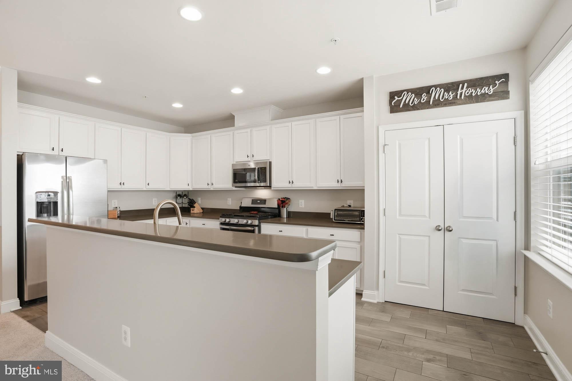 STONEY RUN - Residential