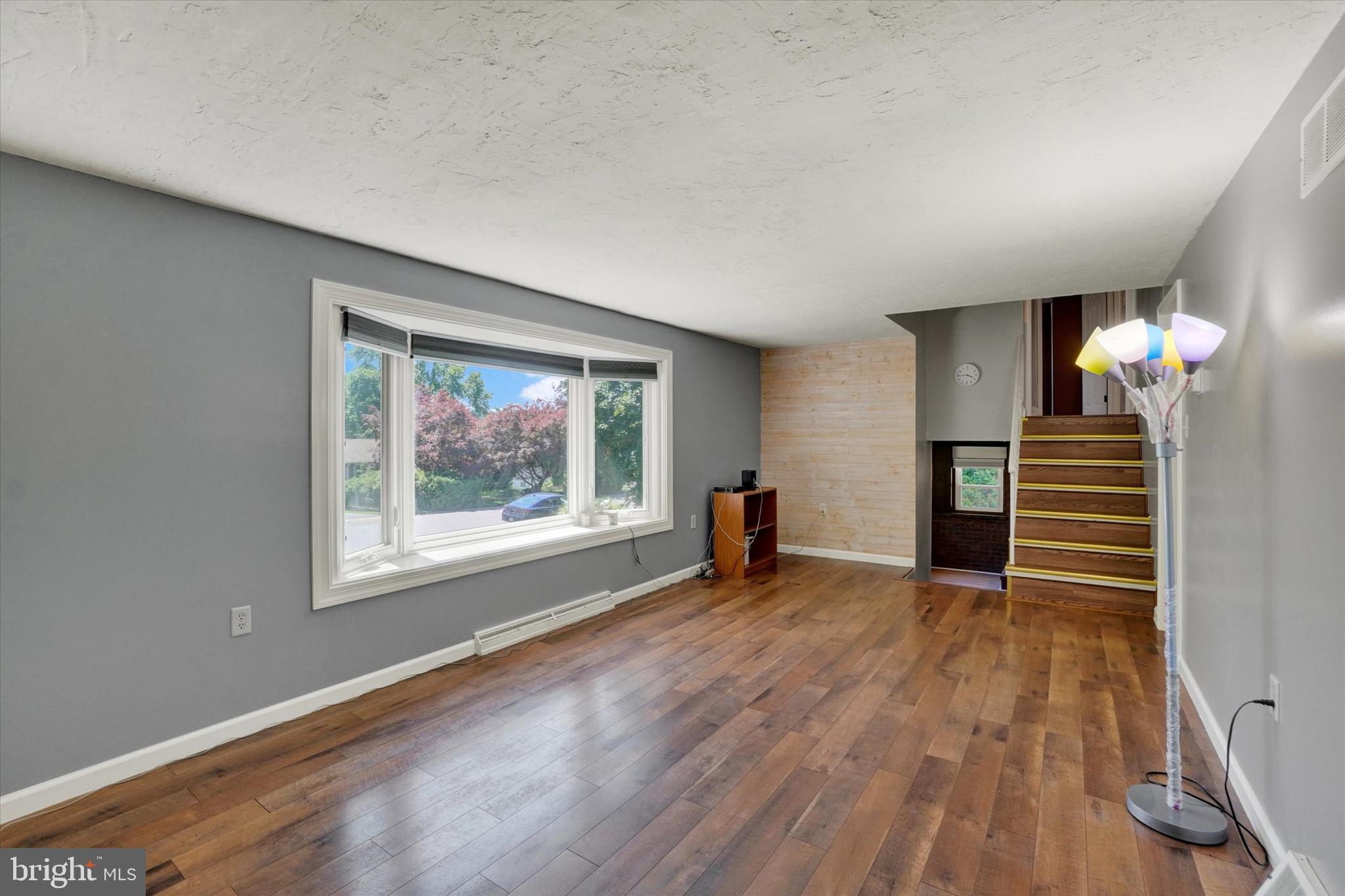 YORK TWP - Residential