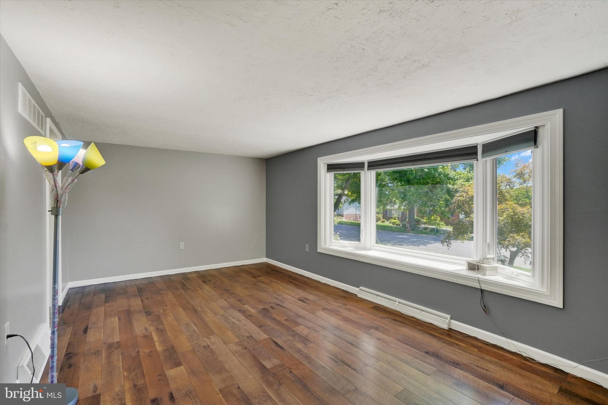 YORK TWP - Residential