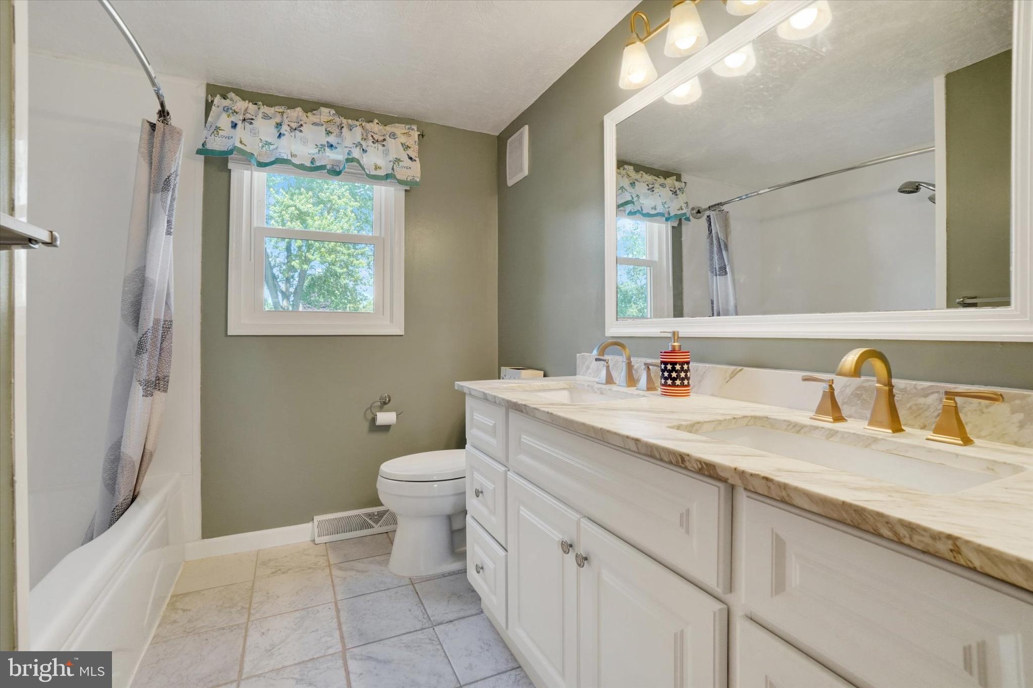 YORK TWP - Residential