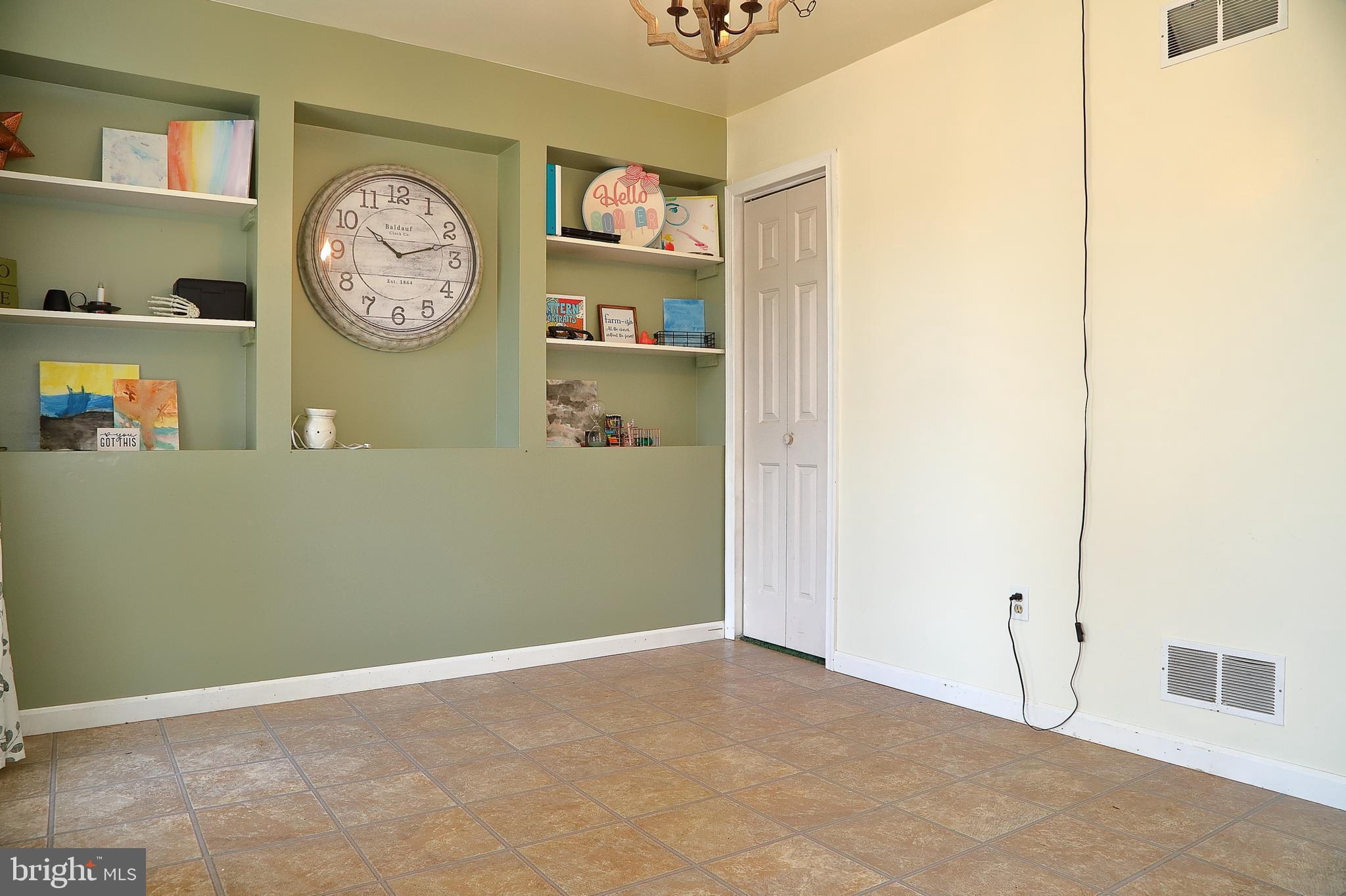 DENVER BOROUGH - Residential