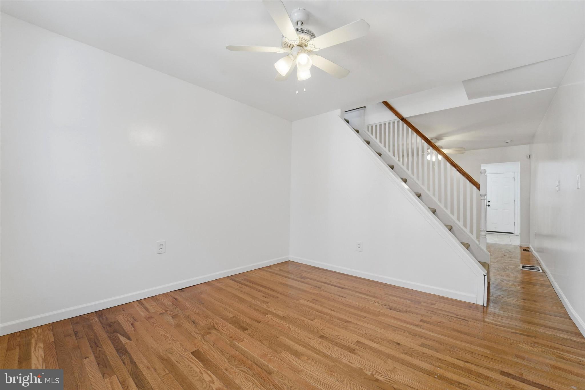 PORT RICHMOND - Residential