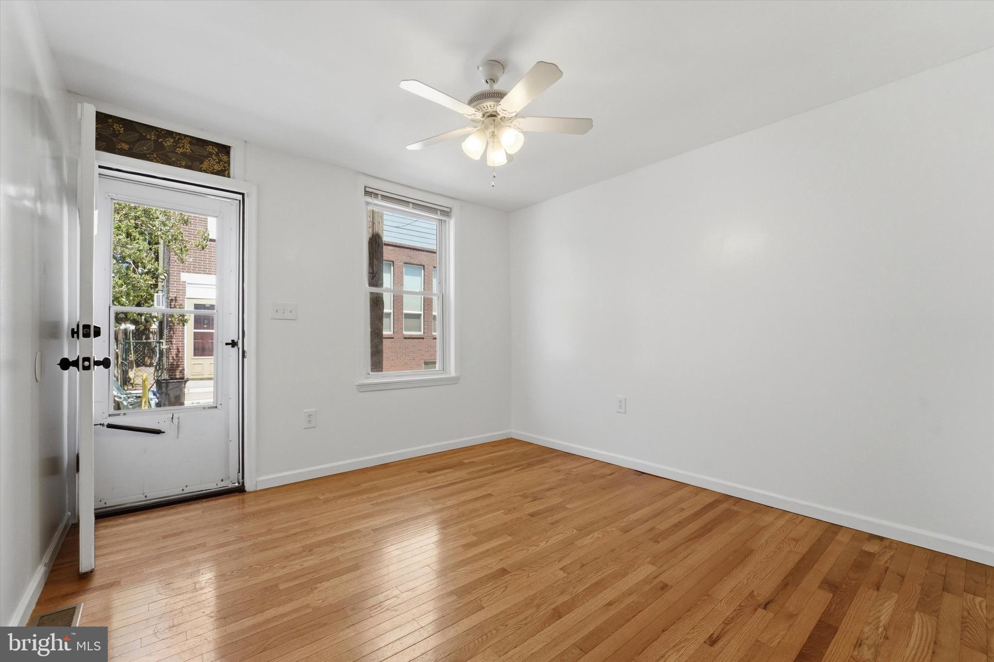 PORT RICHMOND - Residential