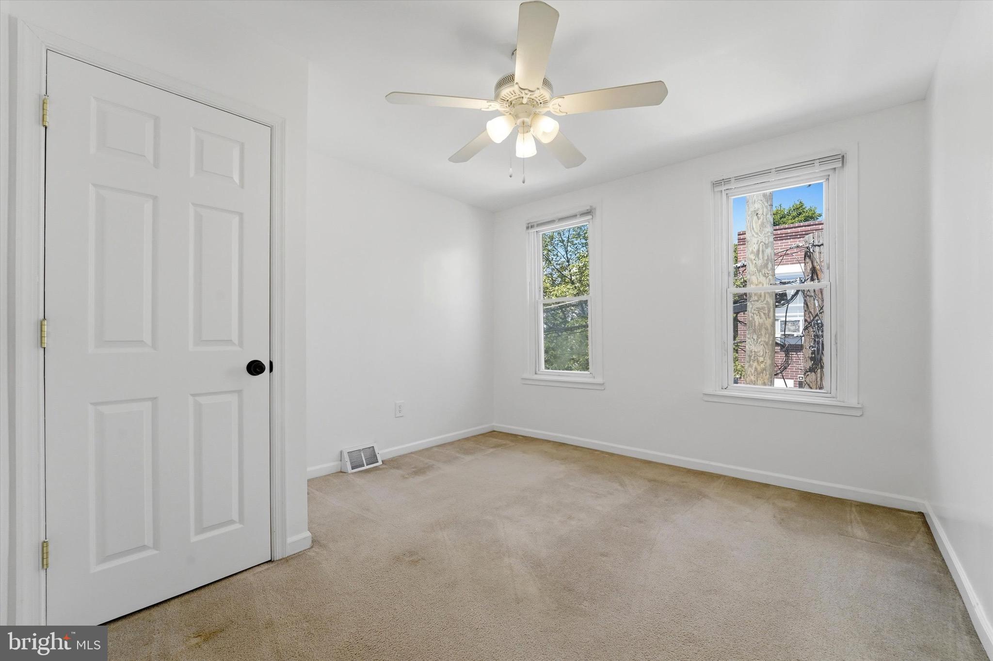 PORT RICHMOND - Residential