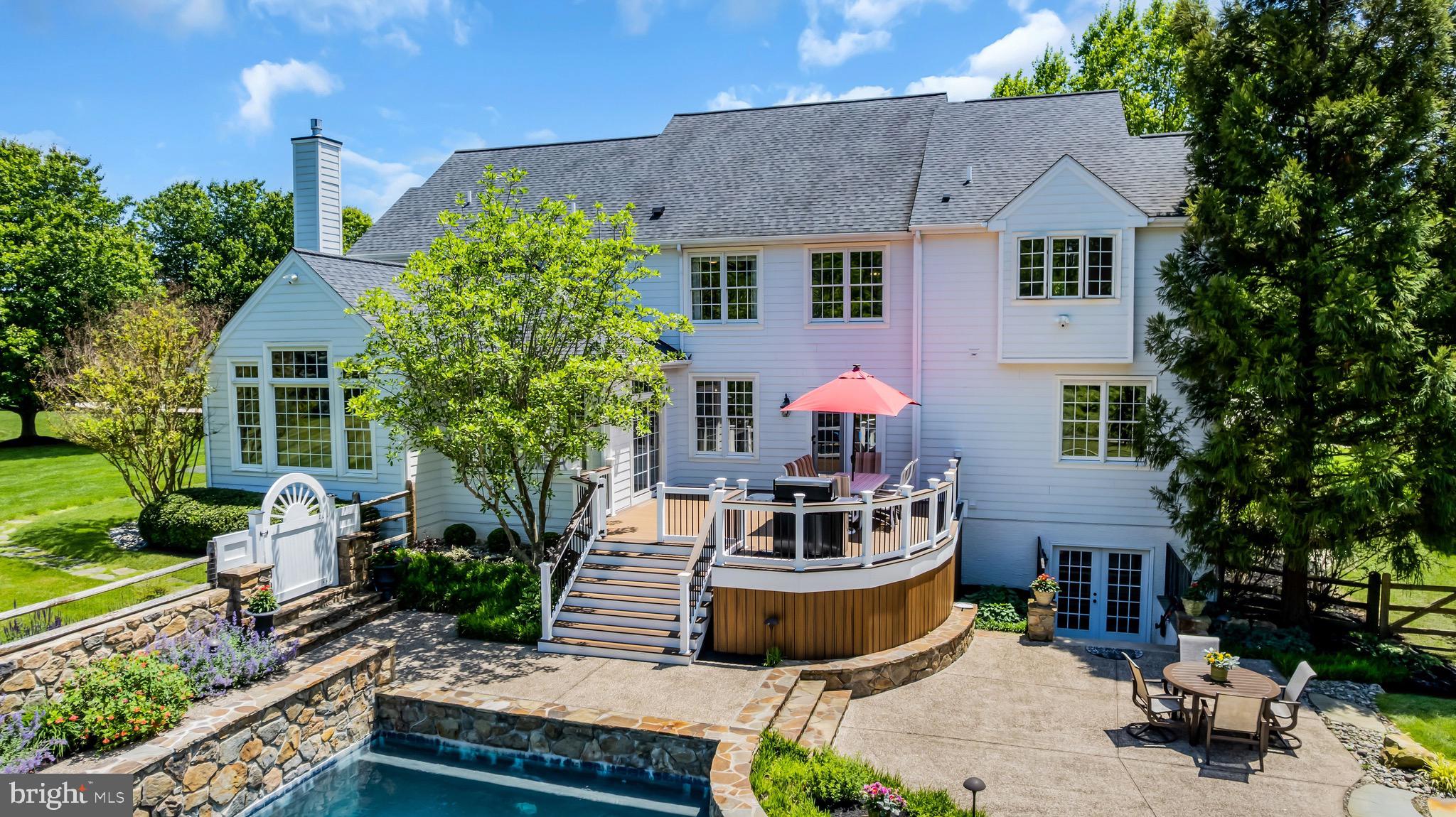 CHANTILLY FARM - Residential