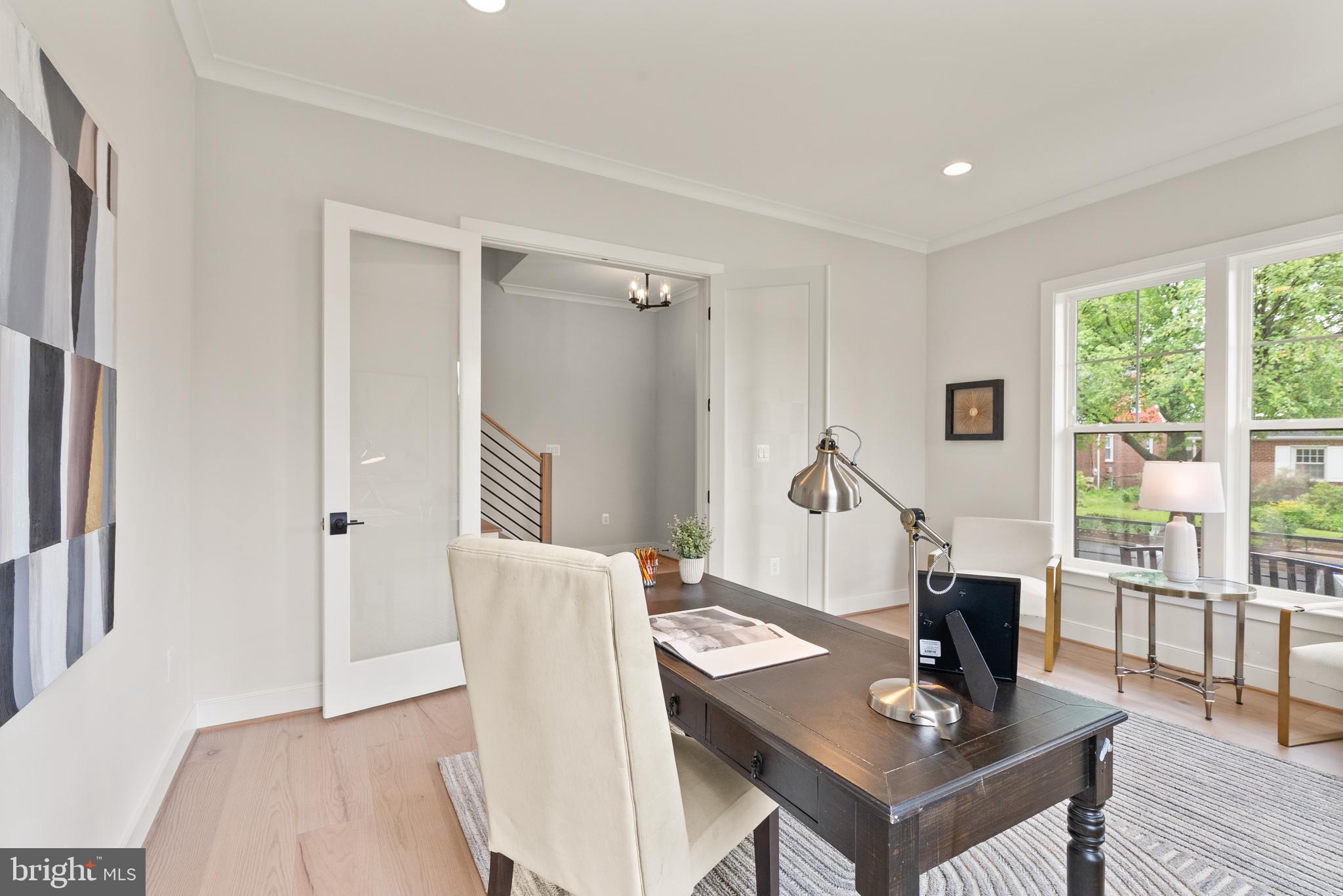VIENNA WOODS - Residential