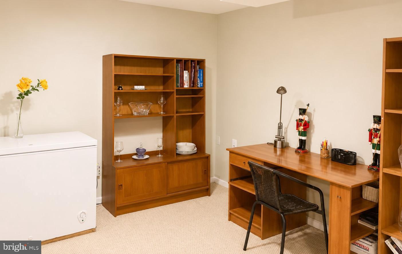 LONGMEAD - Residential