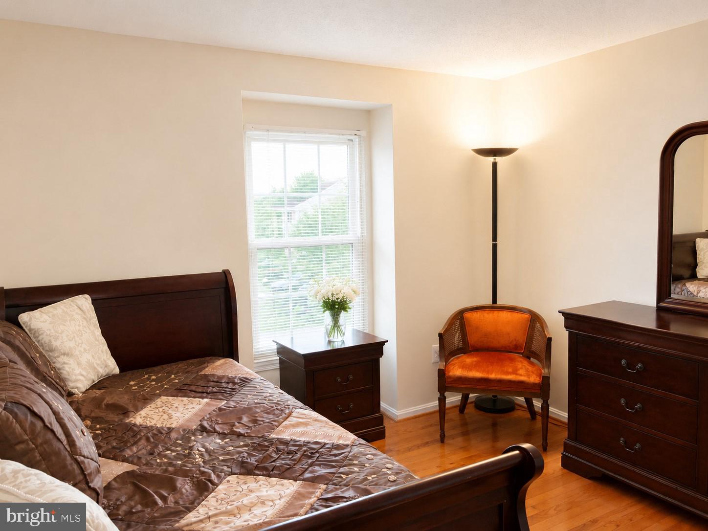 LONGMEAD - Residential