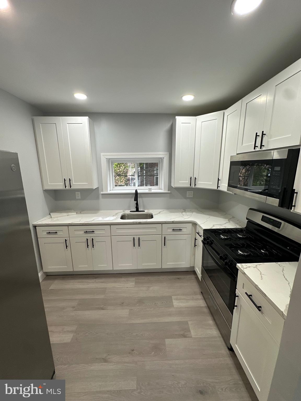 FRANKFORD - Residential