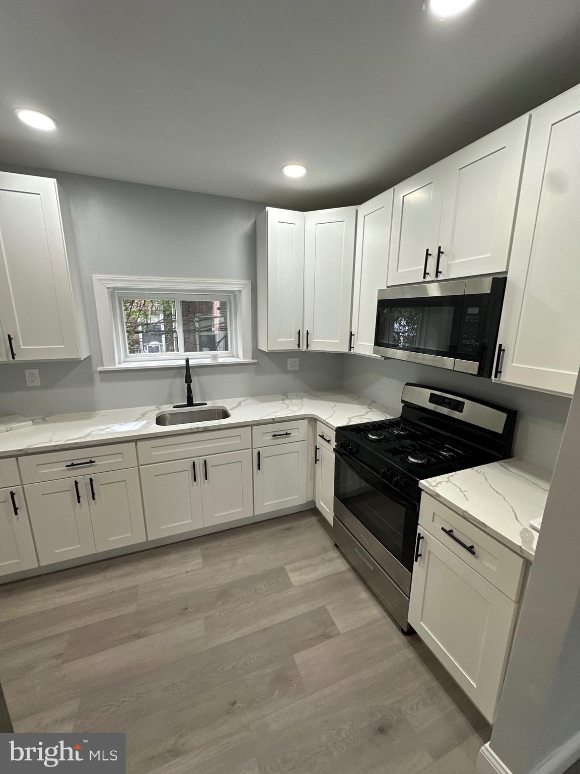 FRANKFORD - Residential