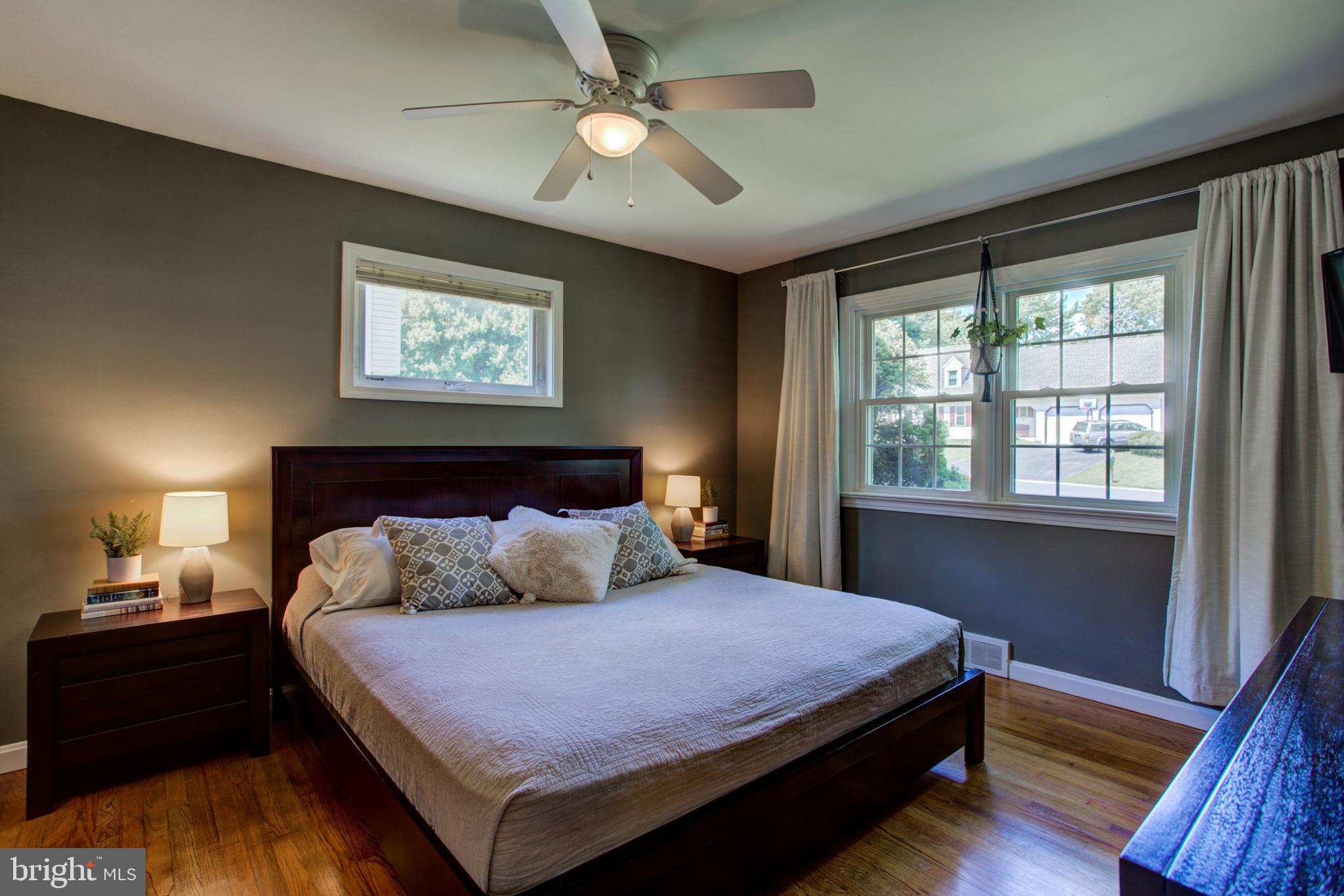 FOREST HILLS - Residential