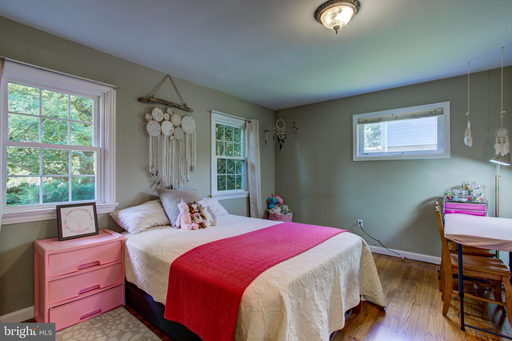 FOREST HILLS - Residential