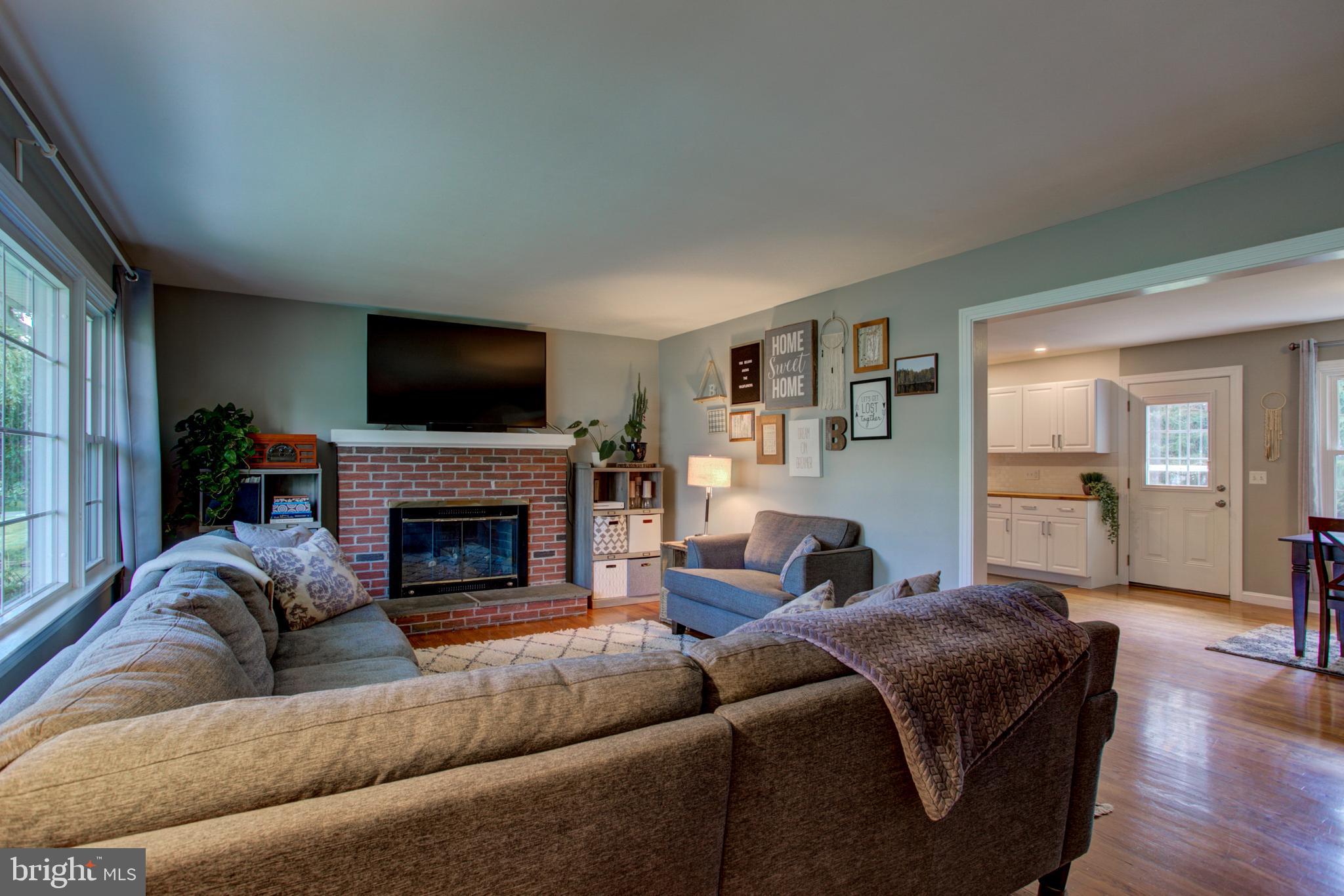 FOREST HILLS - Residential