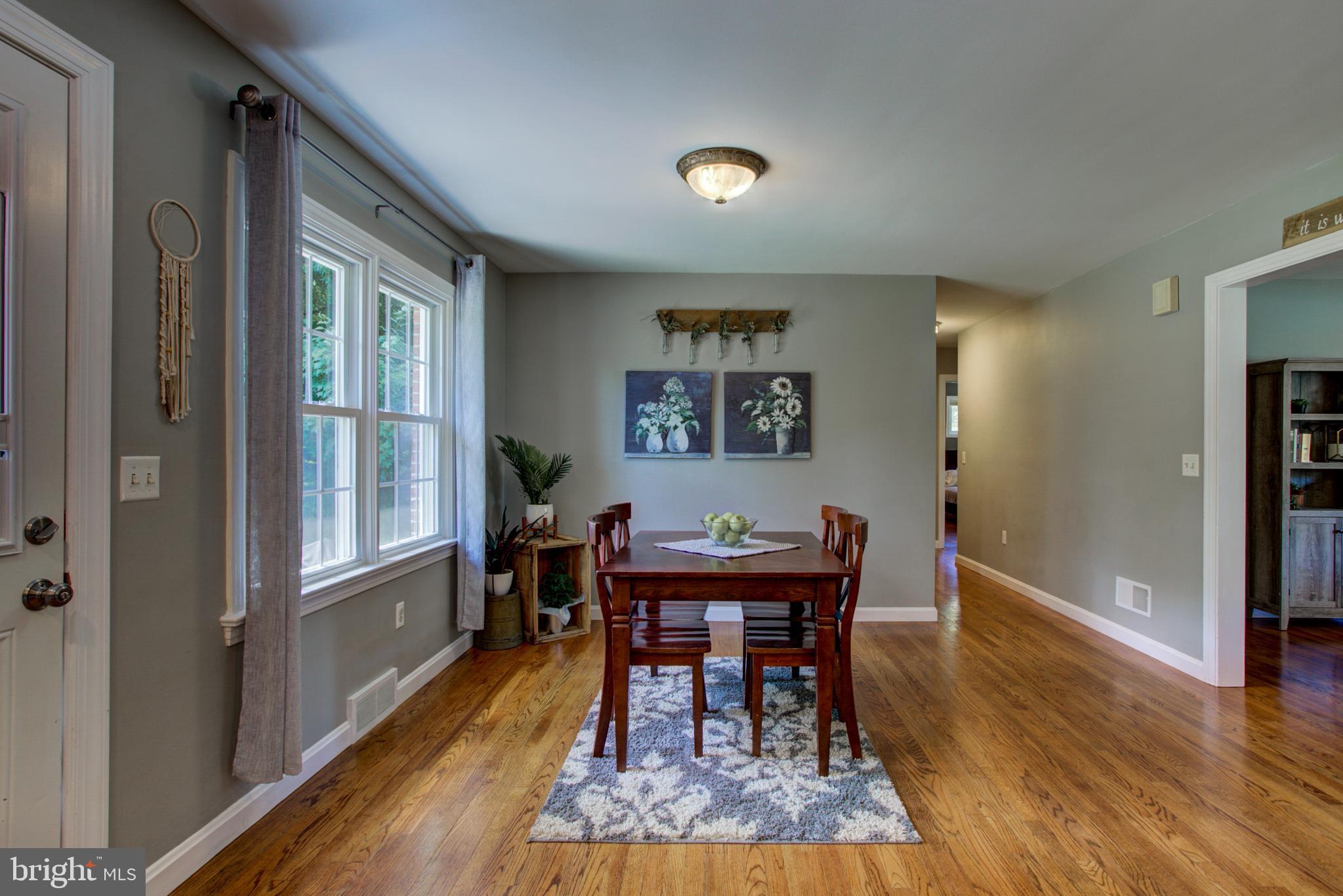 FOREST HILLS - Residential