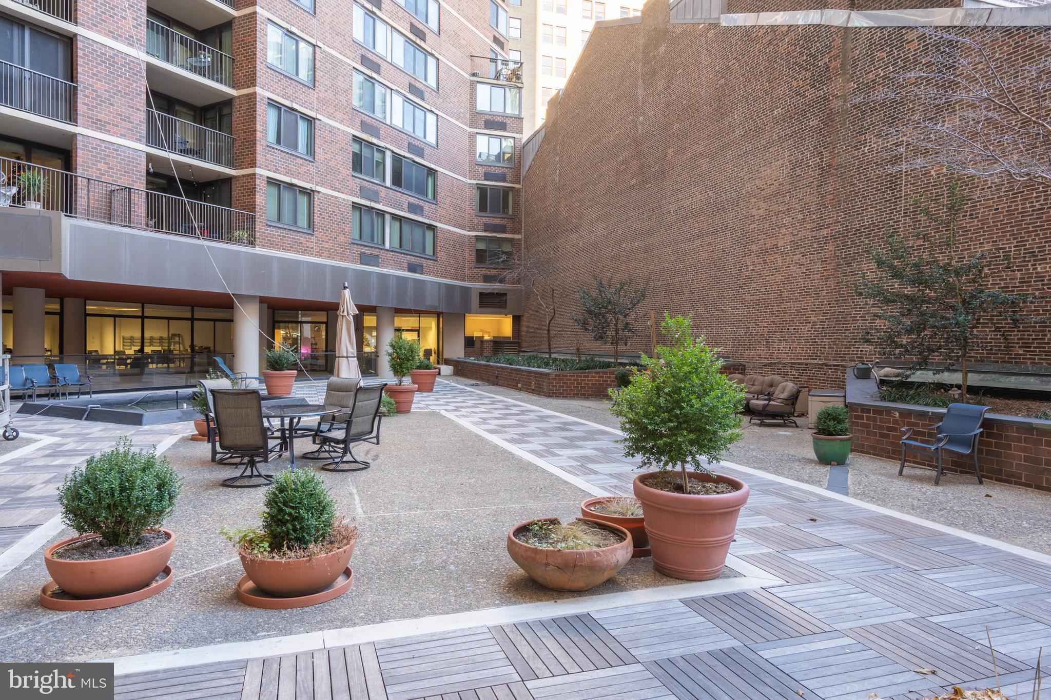 AVENUE OF THE ARTS - Residential Lease