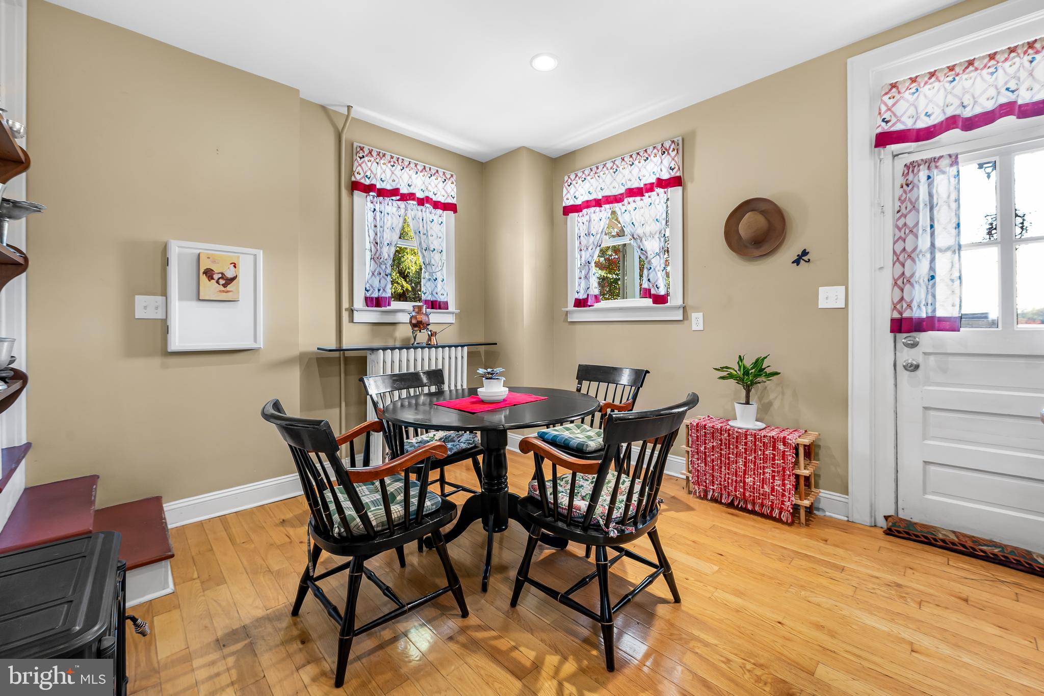 WEST SIDE - Residential