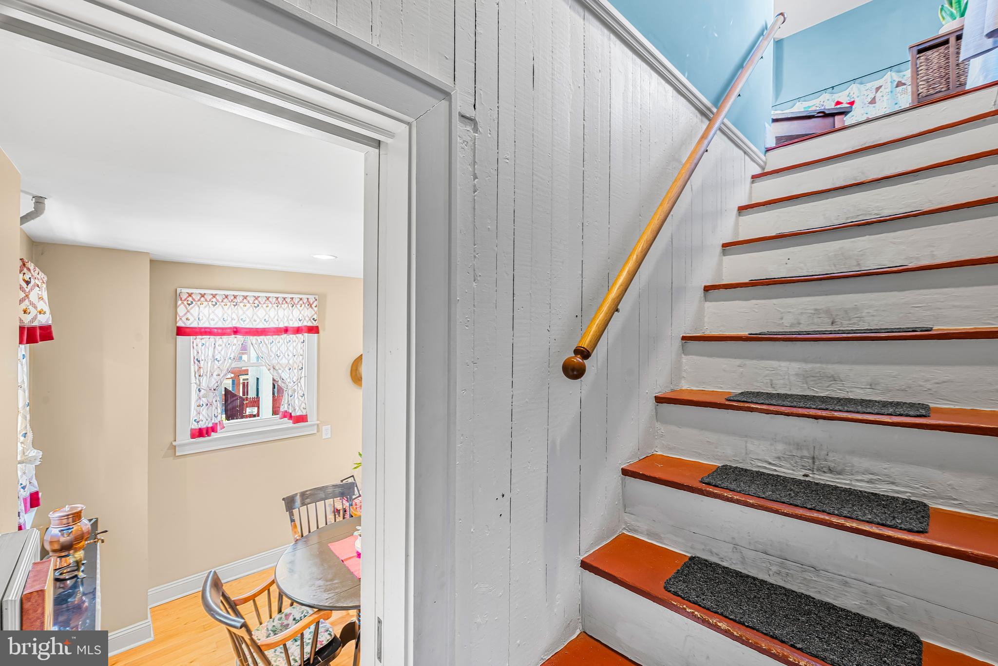 WEST SIDE - Residential
