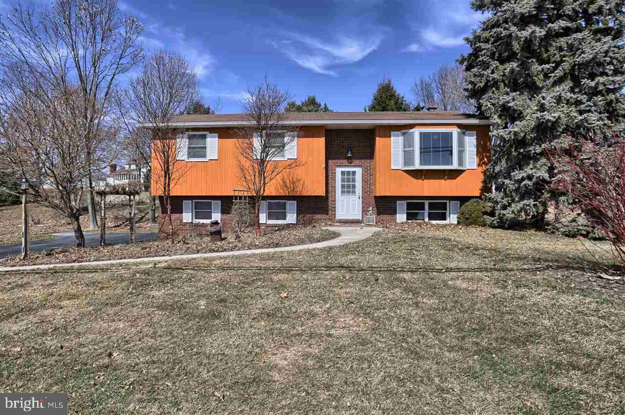 Sweet, nicely maintained & affordable home in quiet setting yet super convenient location just minutes to Hershey Medical Center. Kitchen w/laminate floors, Swanstone counters & snack bar. Master bedroom w/2 closets & private bath. Dining area flows in LR for optimum function. Delightful covered deck plus a patio - Great outdoor living spaces. spacious Fam Rm w/ cozy gas Frpl. Home warranty included. A most warm & inviting home!