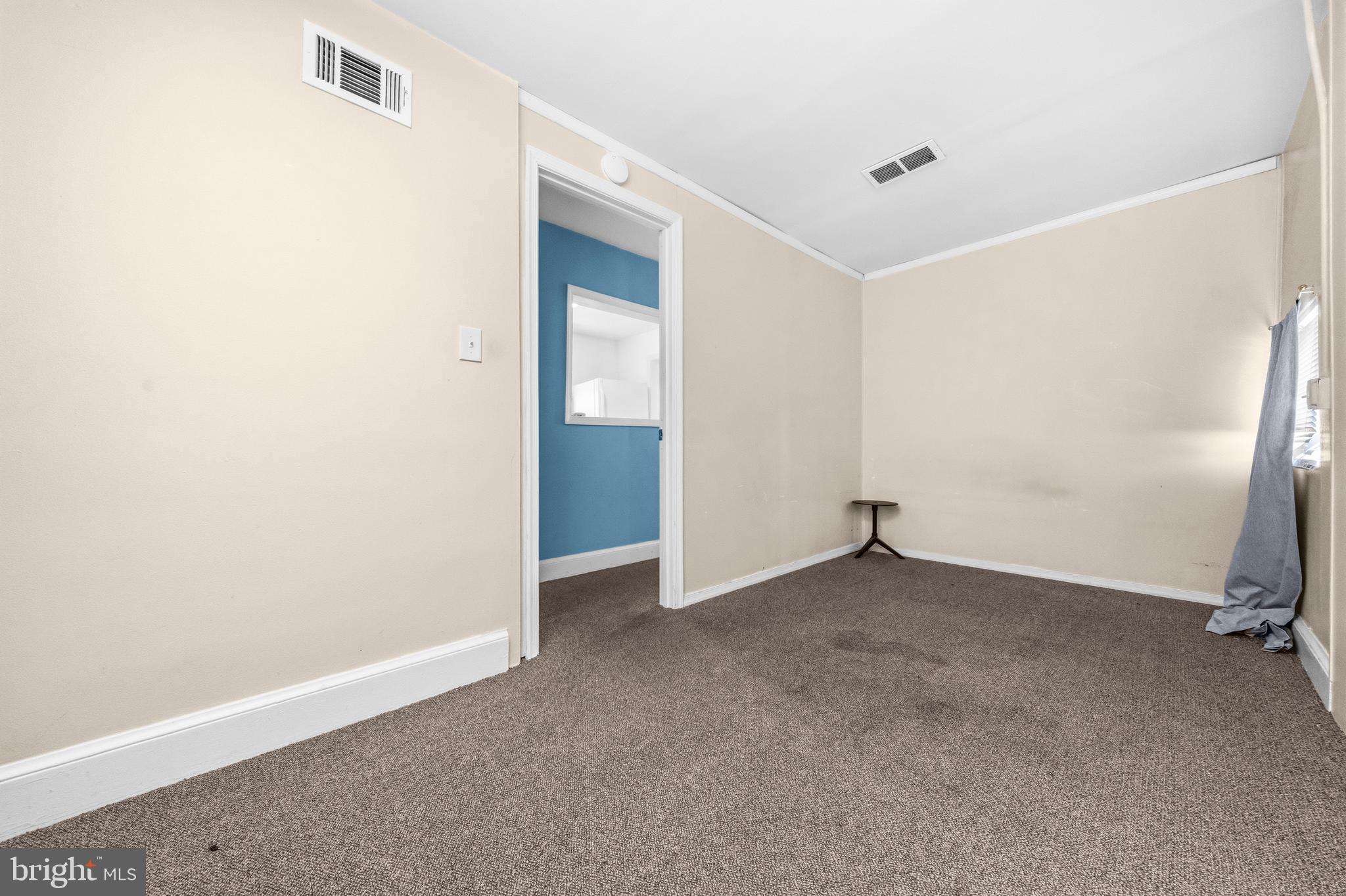 LAUREL - Residential