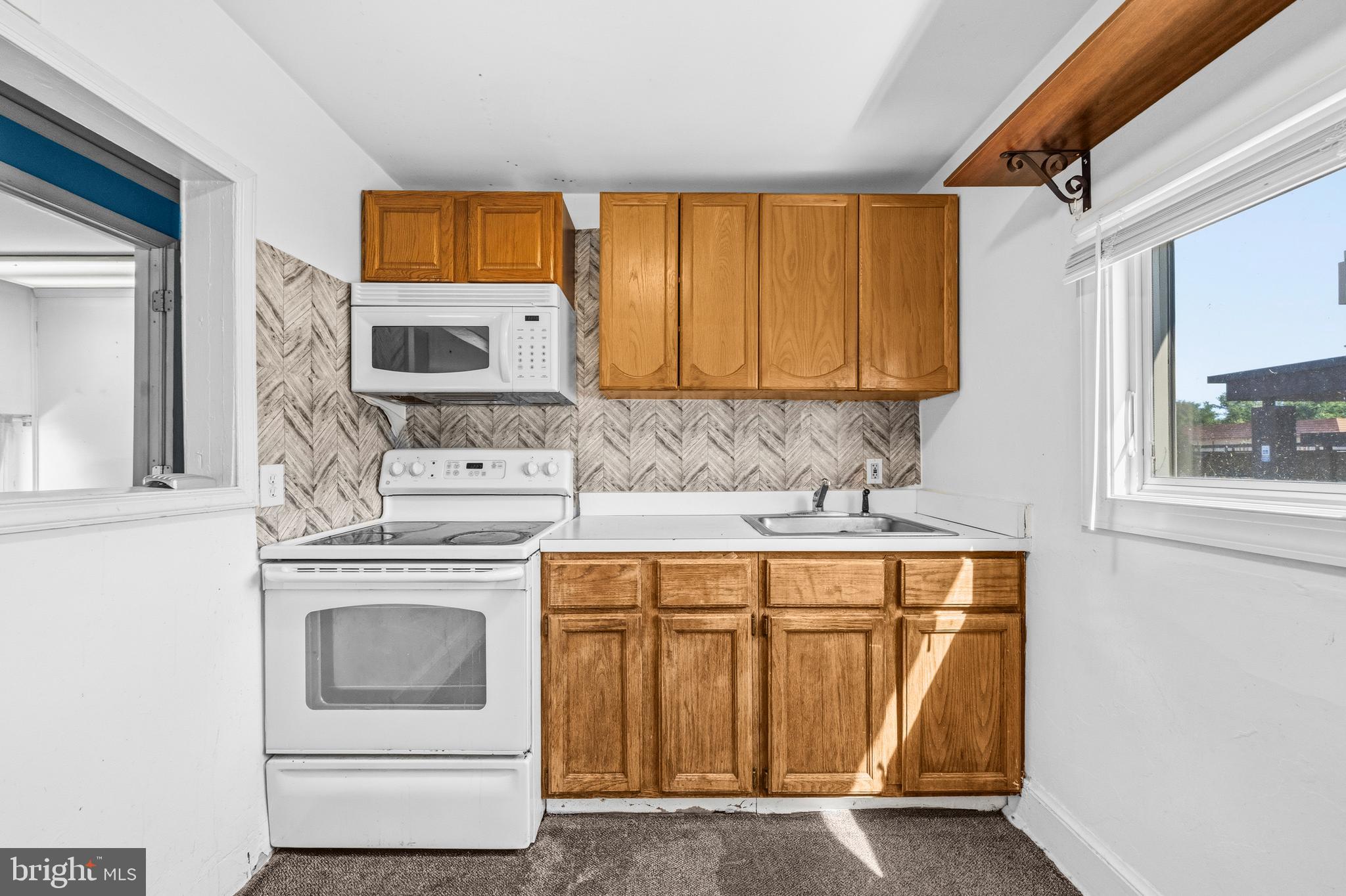 LAUREL - Residential